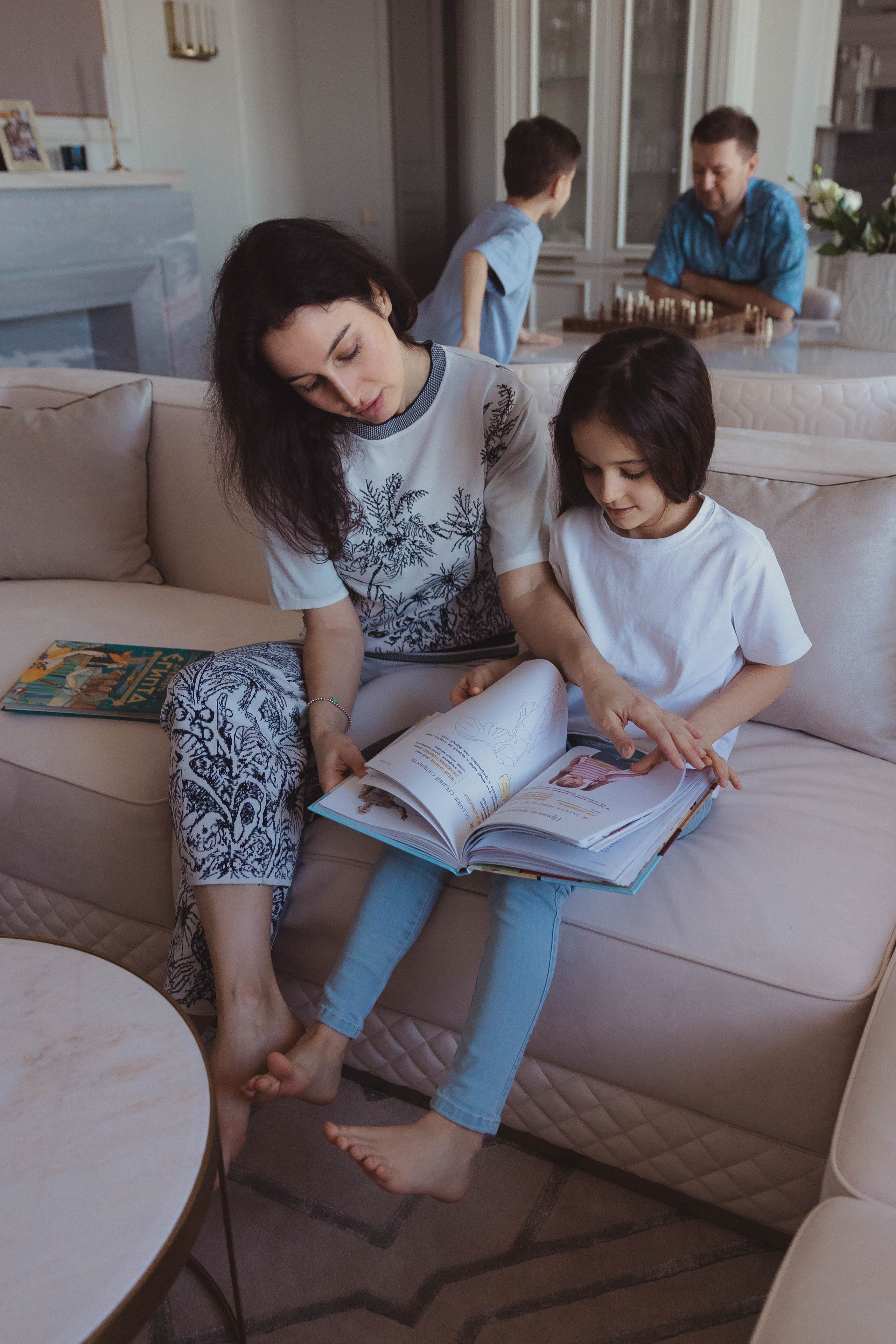 Камилла, Саша, Рома и София. Детский и семейный фотограф в Москве Мария Барыкина