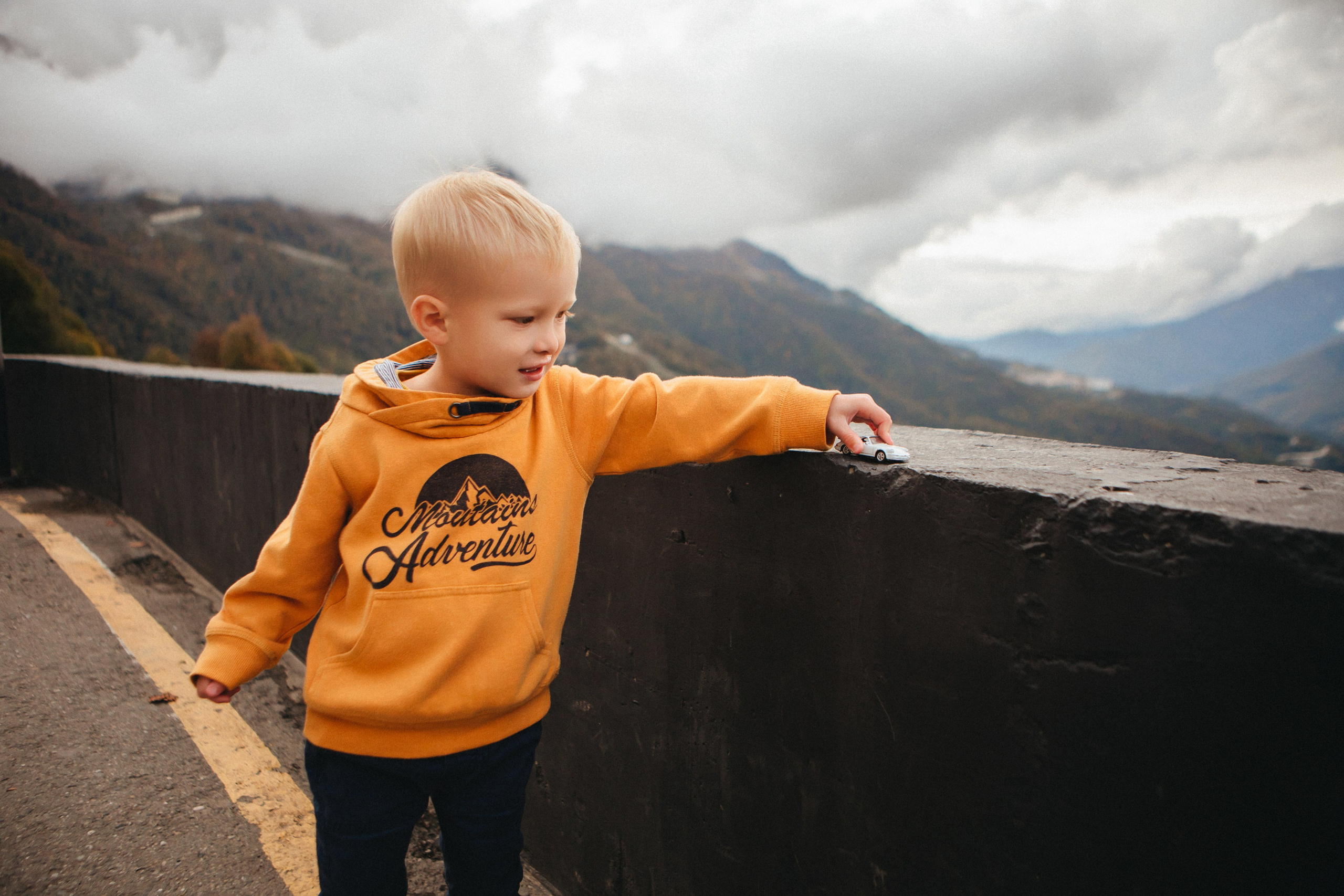 Семейная симфония. Семейный и свадебный фотограф Сочи Адлер Сириус Красная поляна