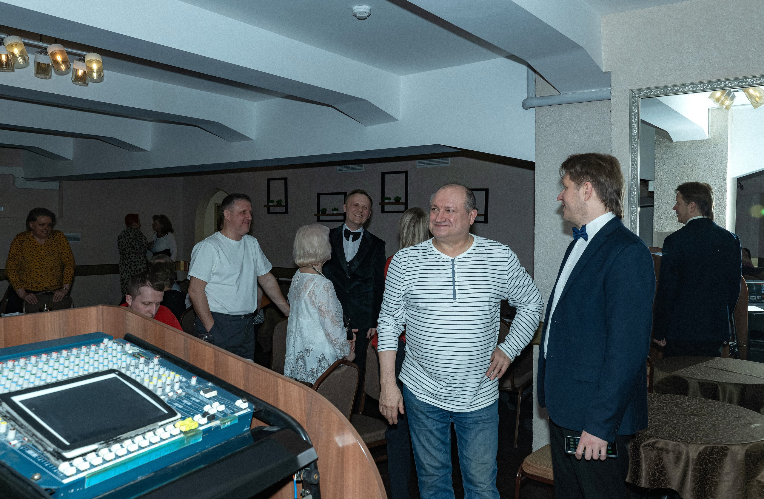 Концерт в баре «Гнездо глухаря». Фотограф в Москве