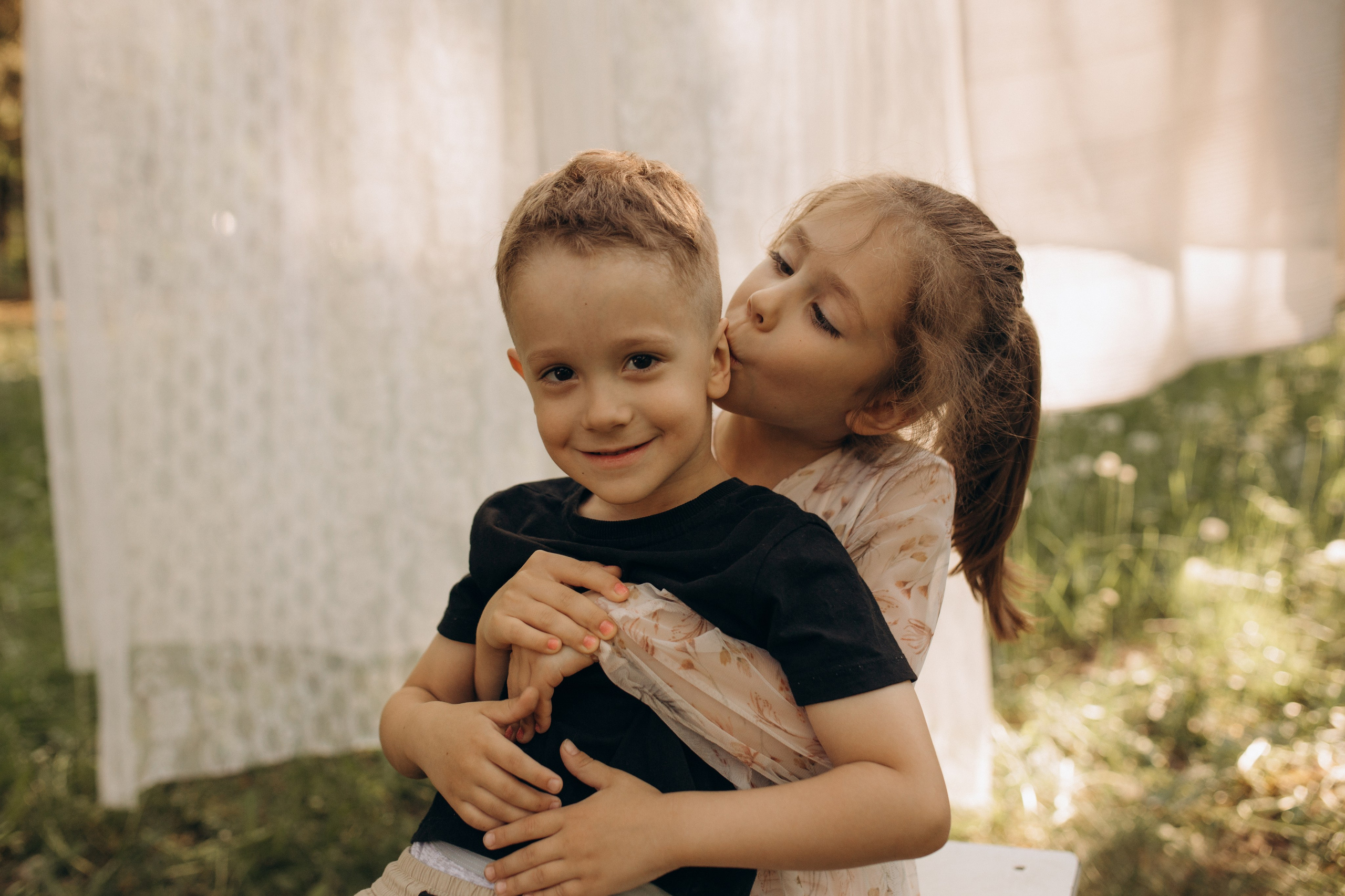 Ксюша, Даша, Миша. Фотограф Людмила Оюн