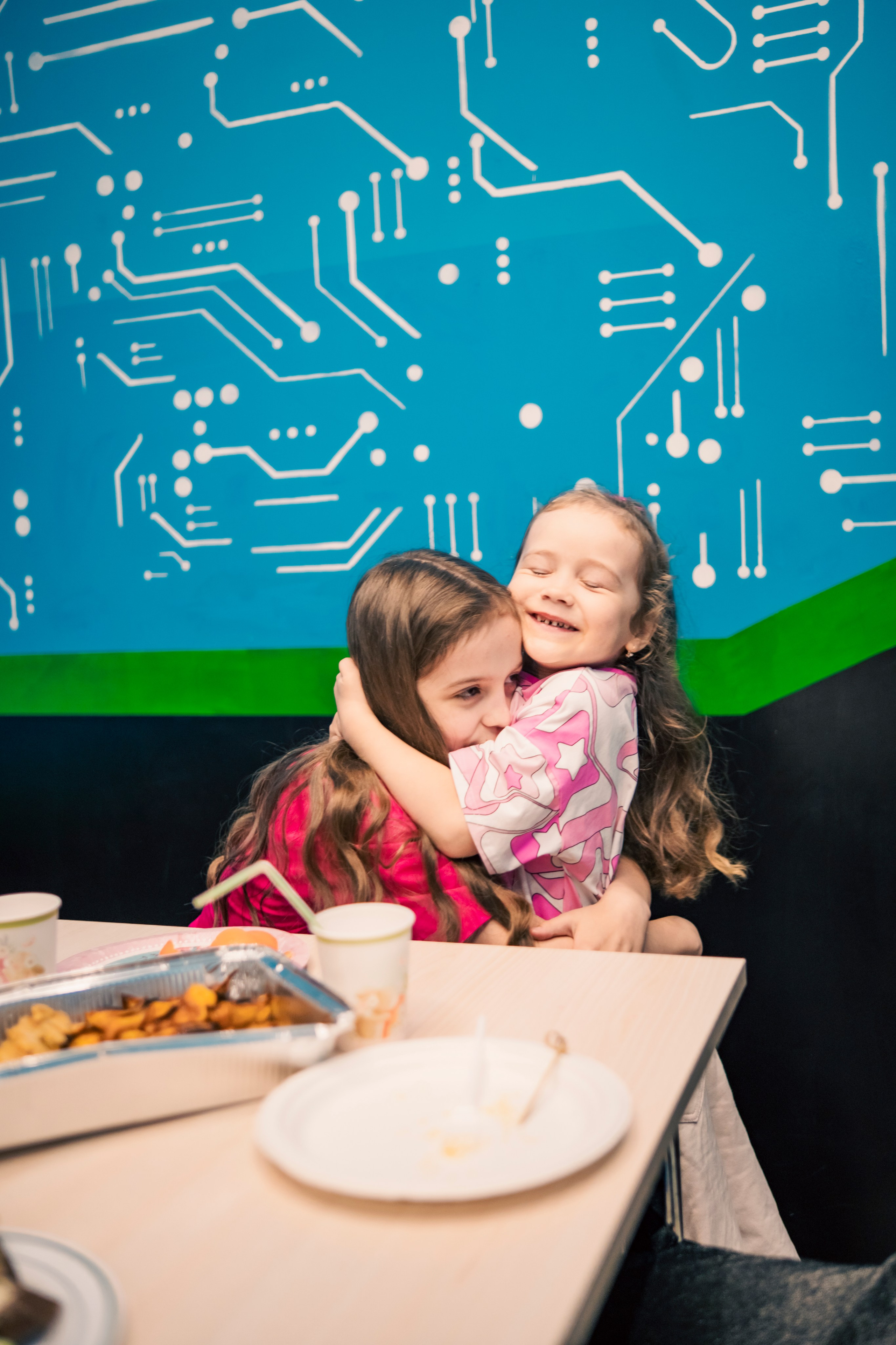 VR April-May. Felixtones