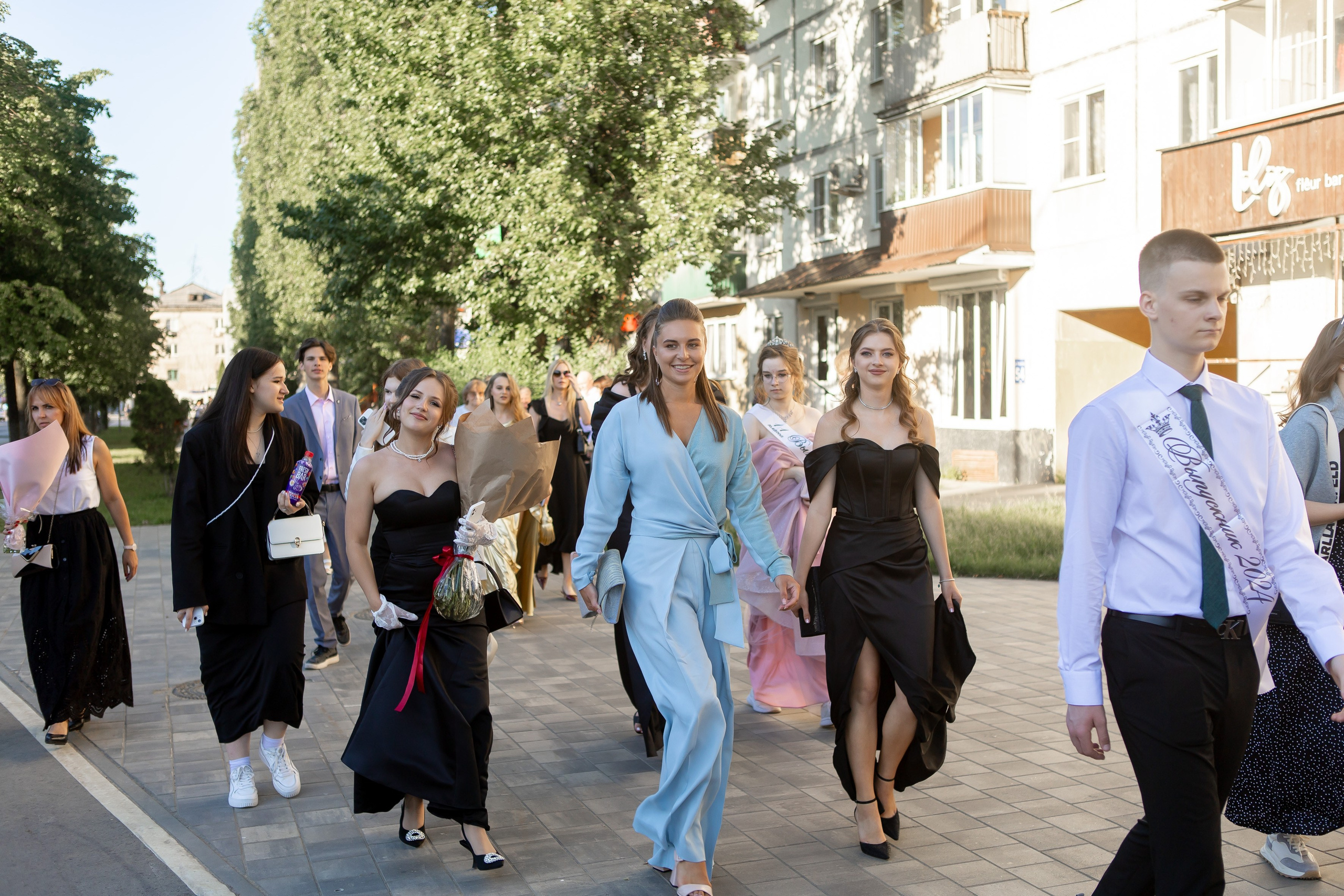 Выпускной Гимназия 12 2024 г. Свадебный и портретный Фотограф в Липецке Дмитрий Котюков
