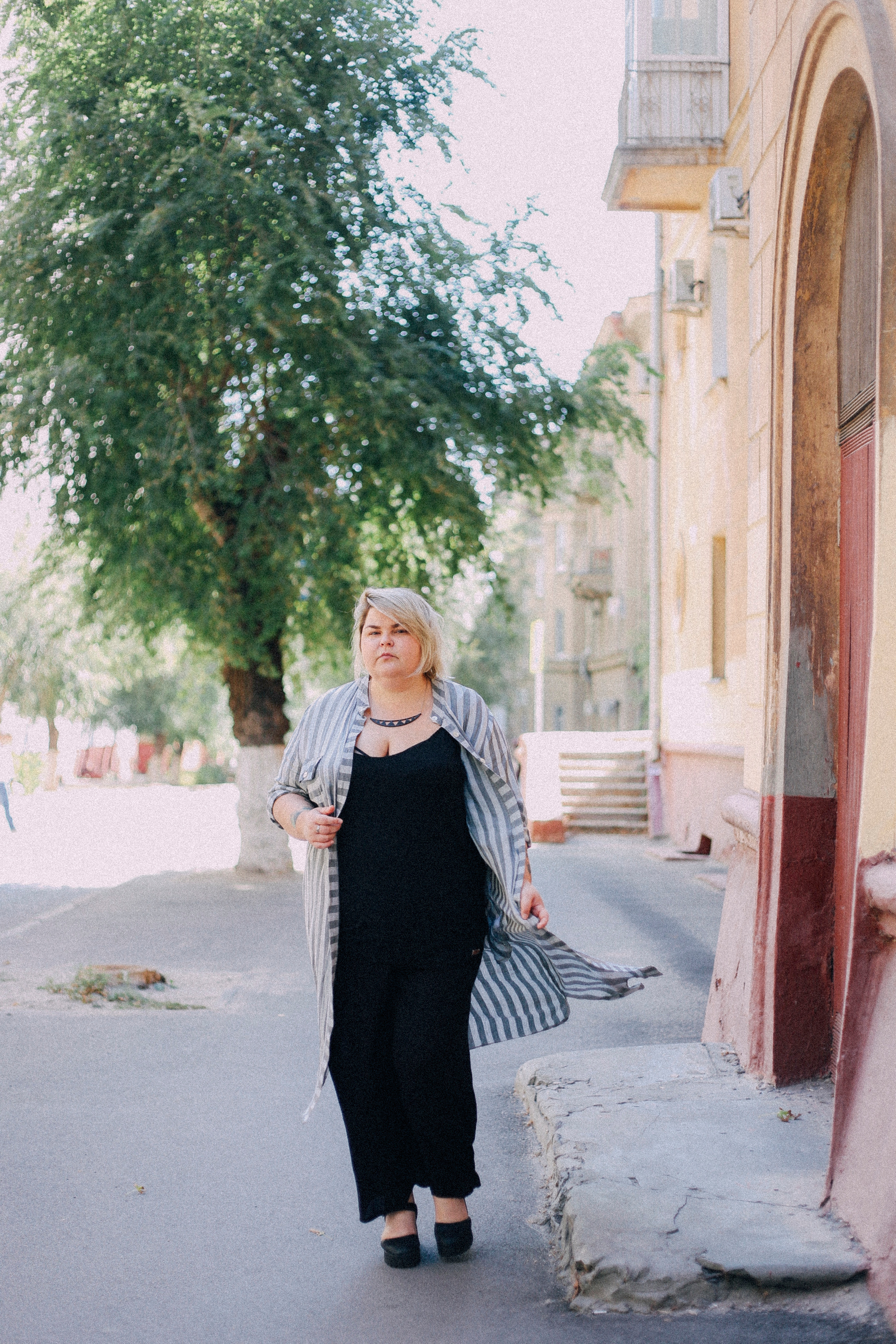 Дарьяночка на ладошке. Фотограф в Волгограде Карина Хлебушкина