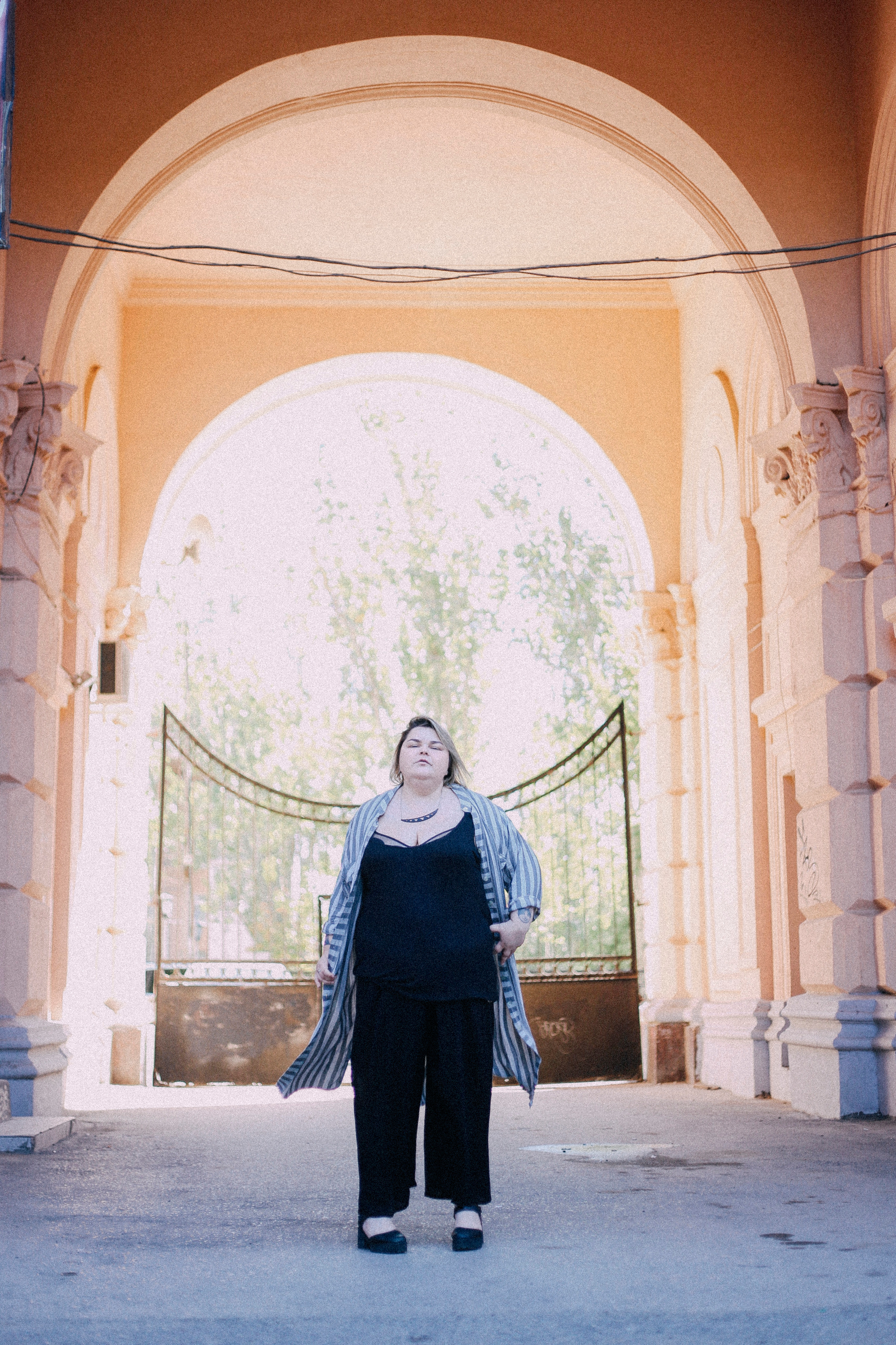 Дарьяночка на ладошке. Фотограф в Волгограде Карина Хлебушкина