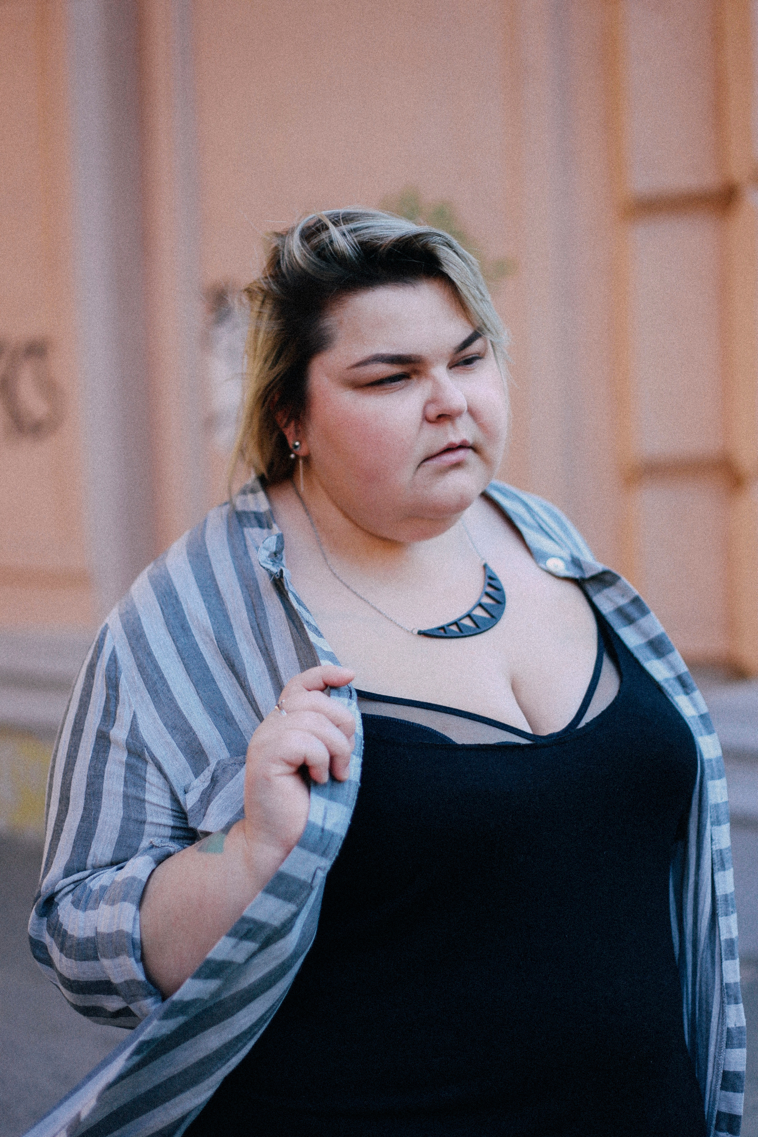 Дарьяночка на ладошке. Фотограф в Волгограде Карина Хлебушкина