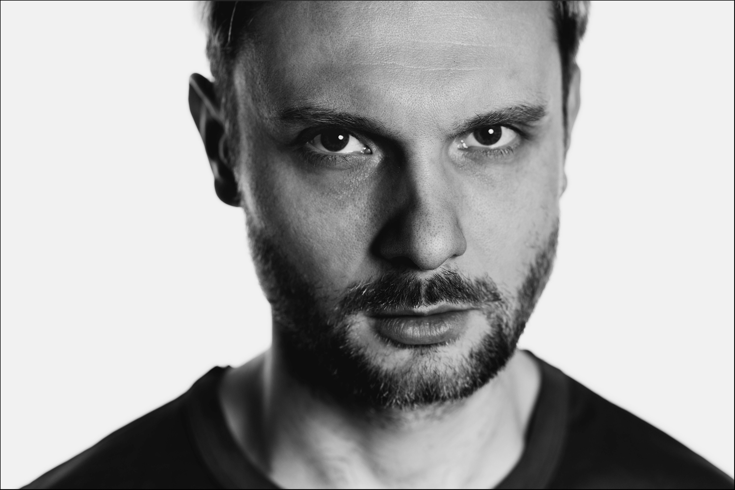 Владимир Фекленко на фотосессии у фотографа Платона Лысова