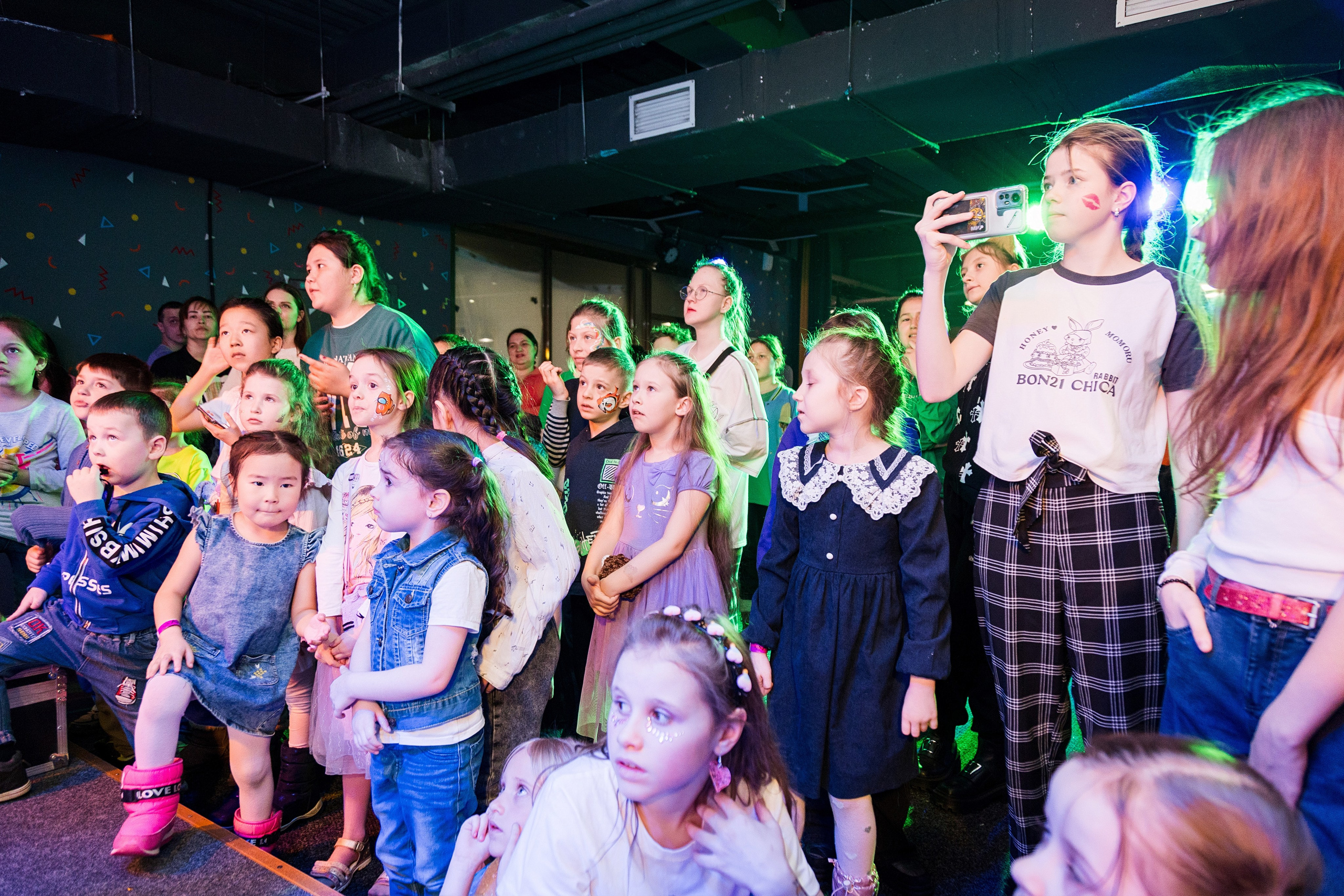 Арлекину 18 лет. Детский фотограф видеограф в Хабаровске Михаил Орлов