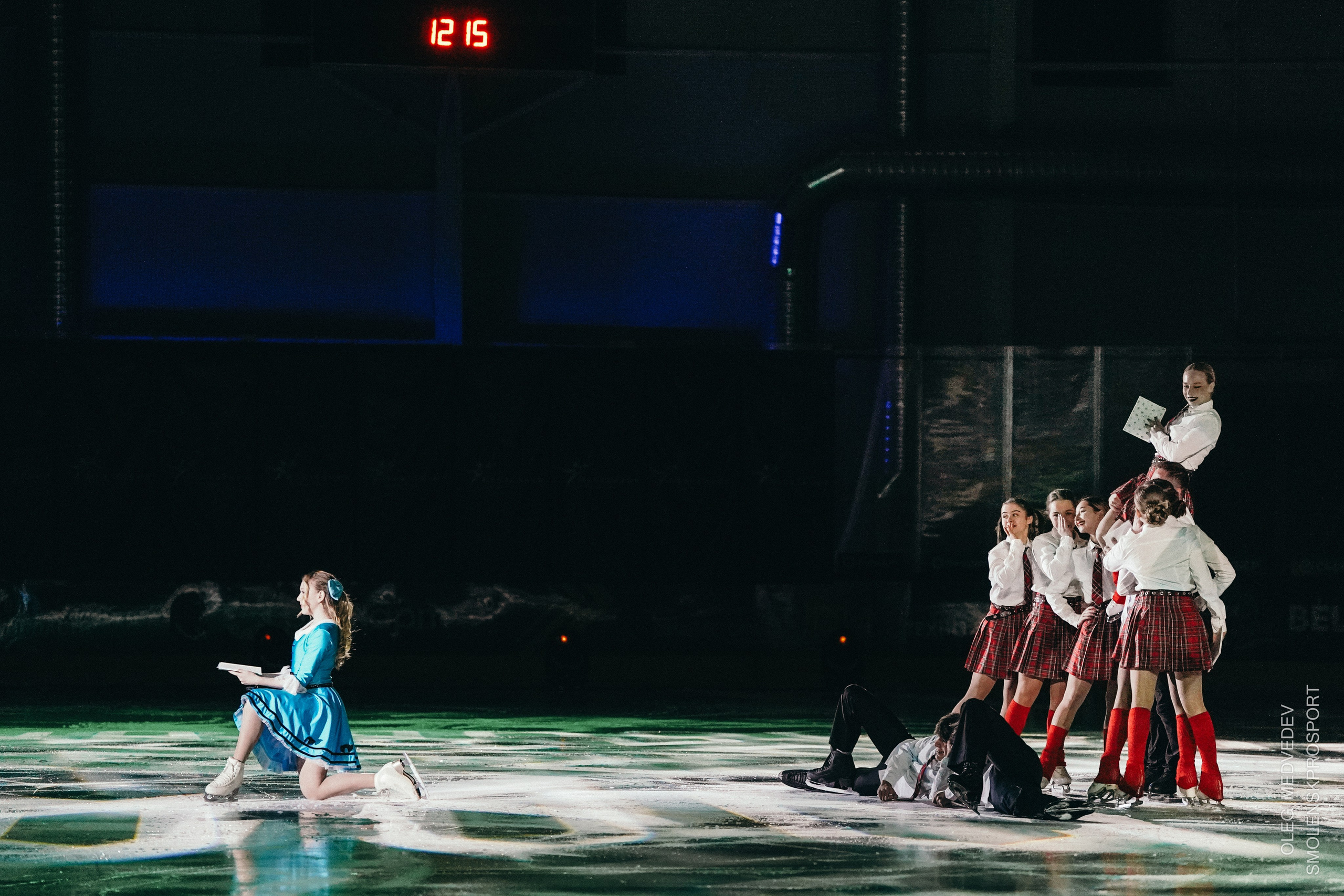 Алиса в стране чудес шоу на льду. Спортивный фотограф Олег Медведев | prosport67 | Смоленск