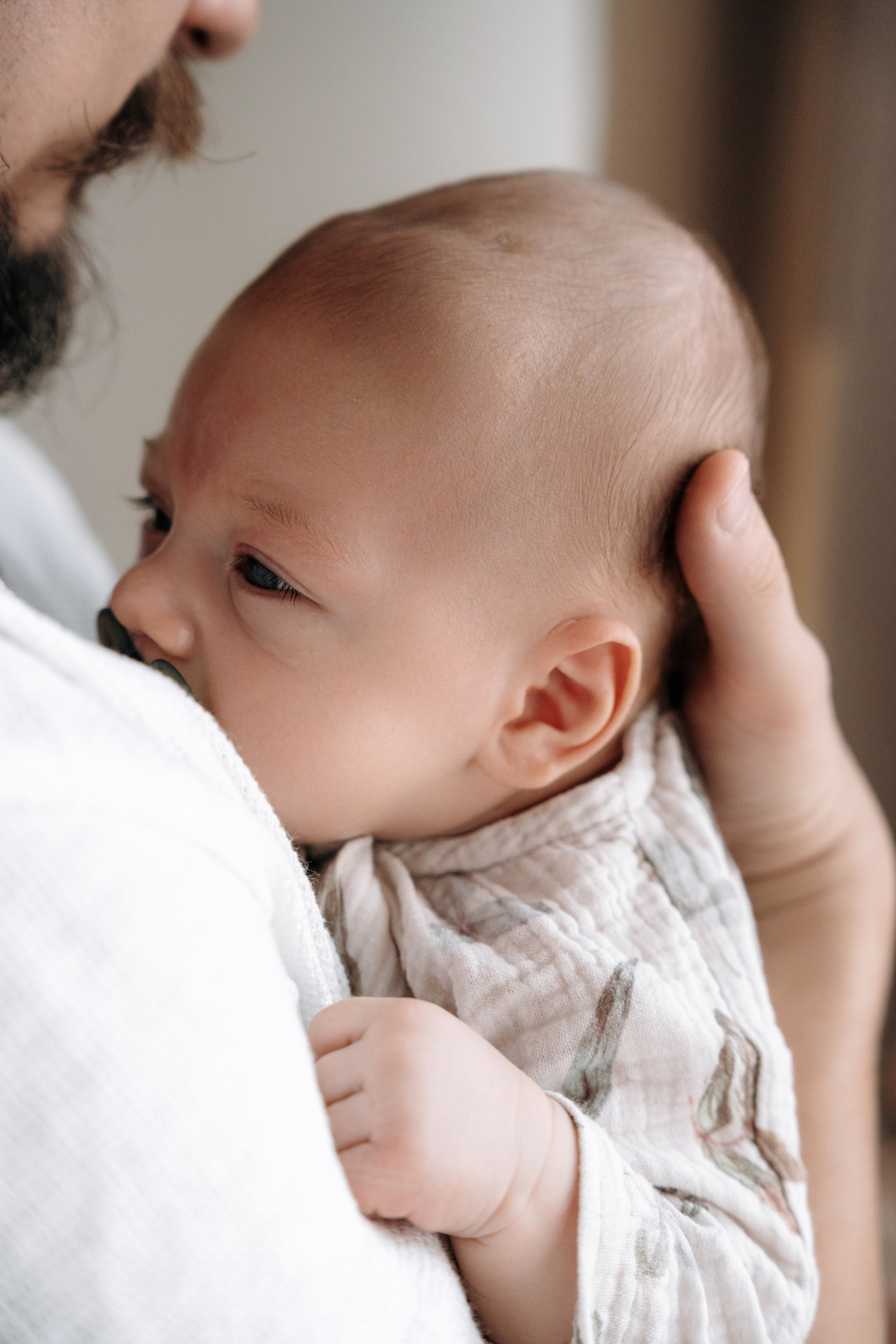 Малыш Марс дома с родителями. Семейный и свадебный фотограф в Ульяновске Арина Авдеева