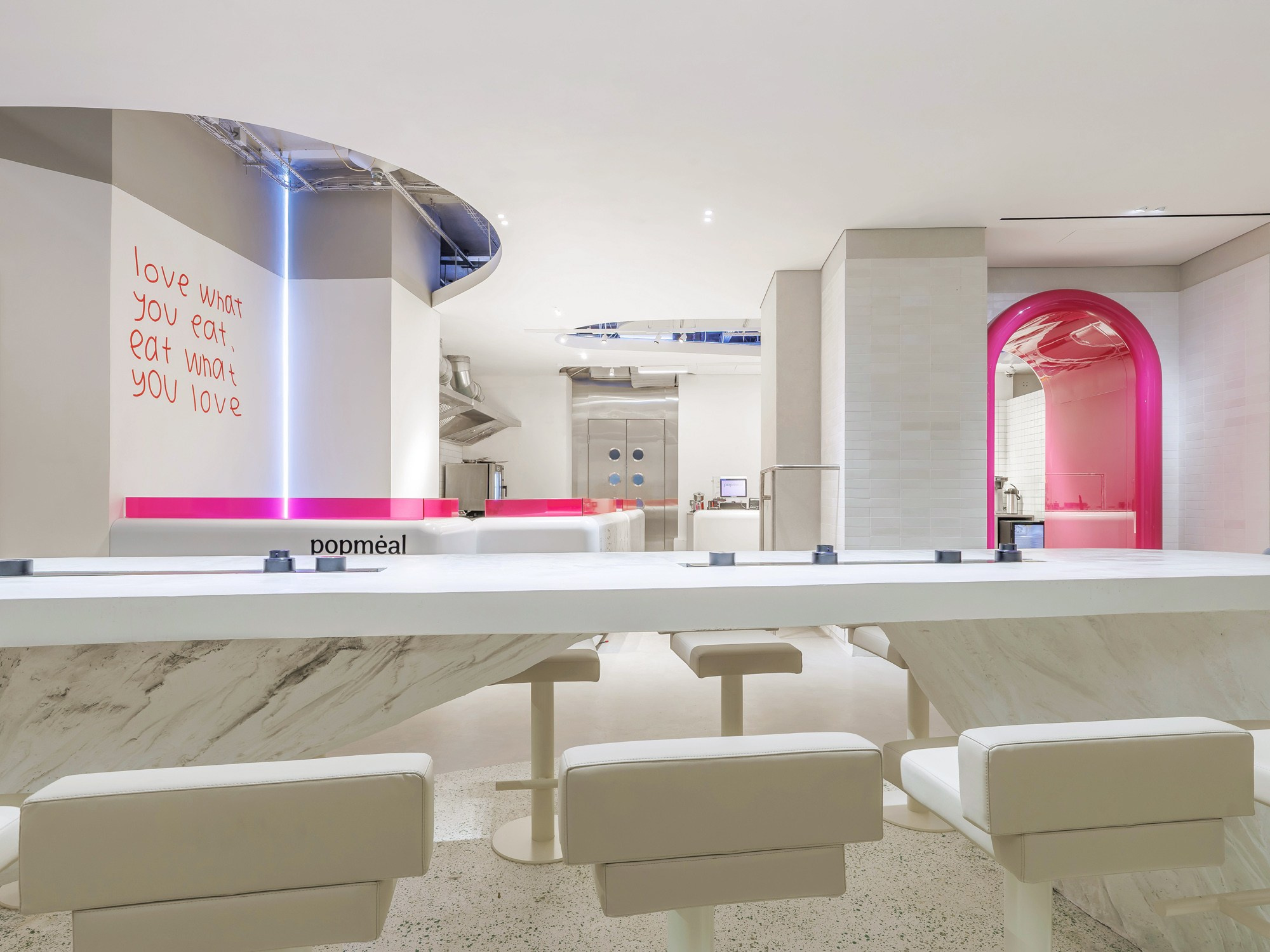 Popmeal. Фотограф Ксения Колесникова. Интерьерная и портретная съемка в Москве