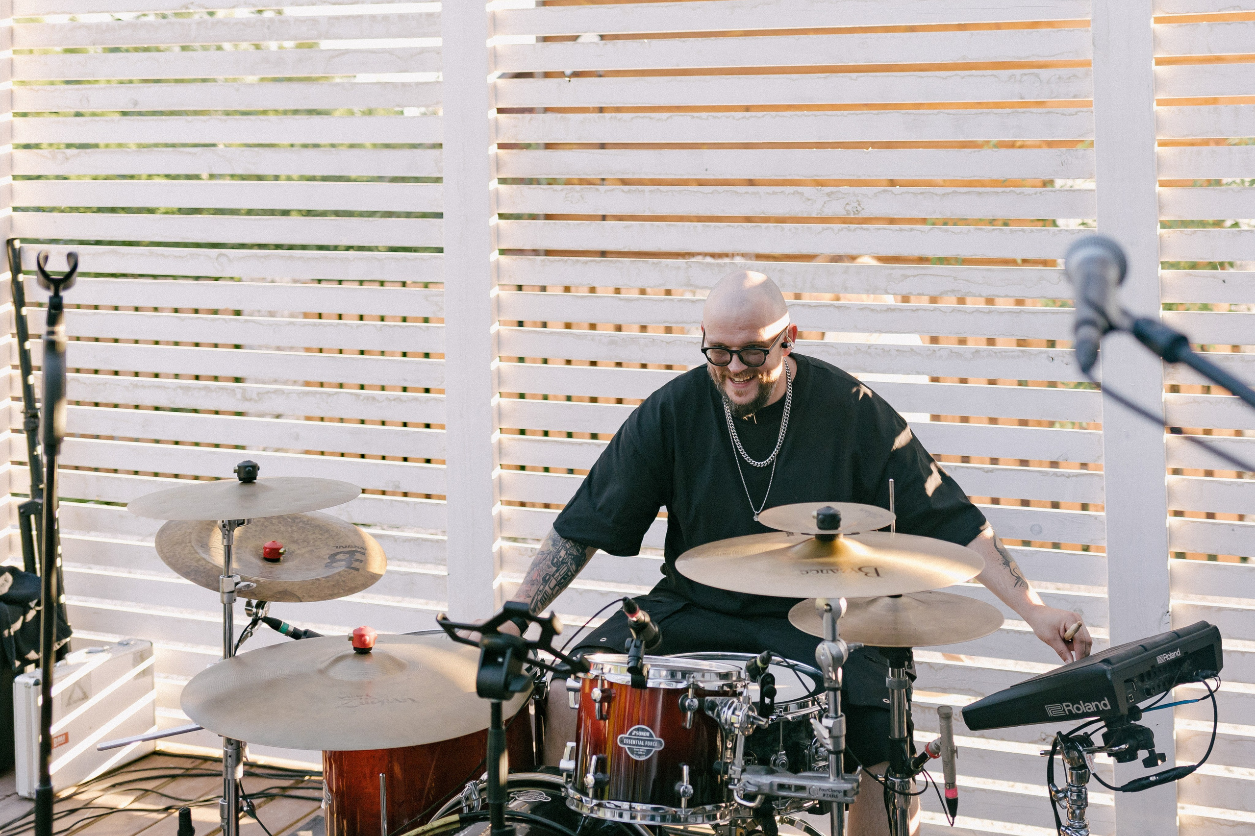 Плюс тридцать градусов на лужайке. Фотограф Андрей Куськало