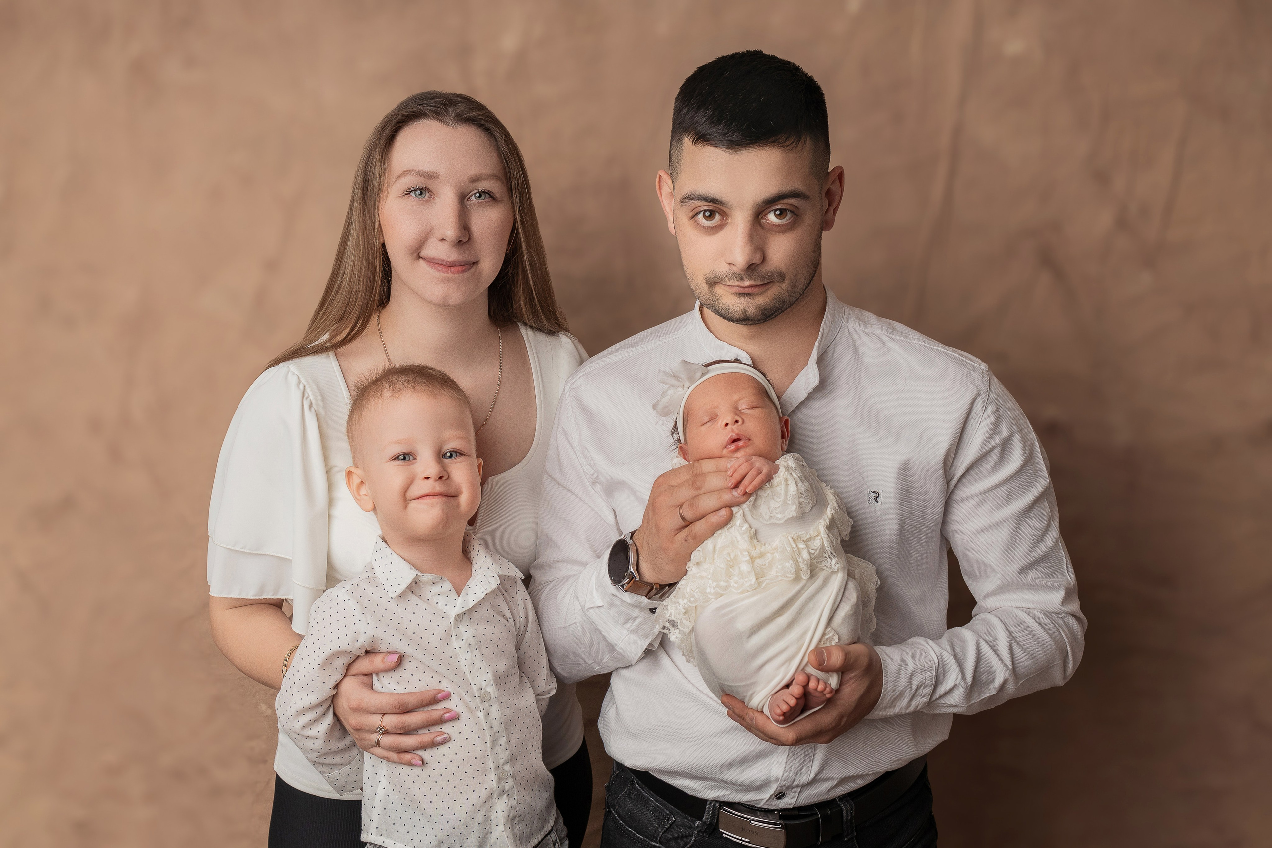 Новорожденные девочки. Фотограф новорожденных в Новокузнецке Анна Горошникова