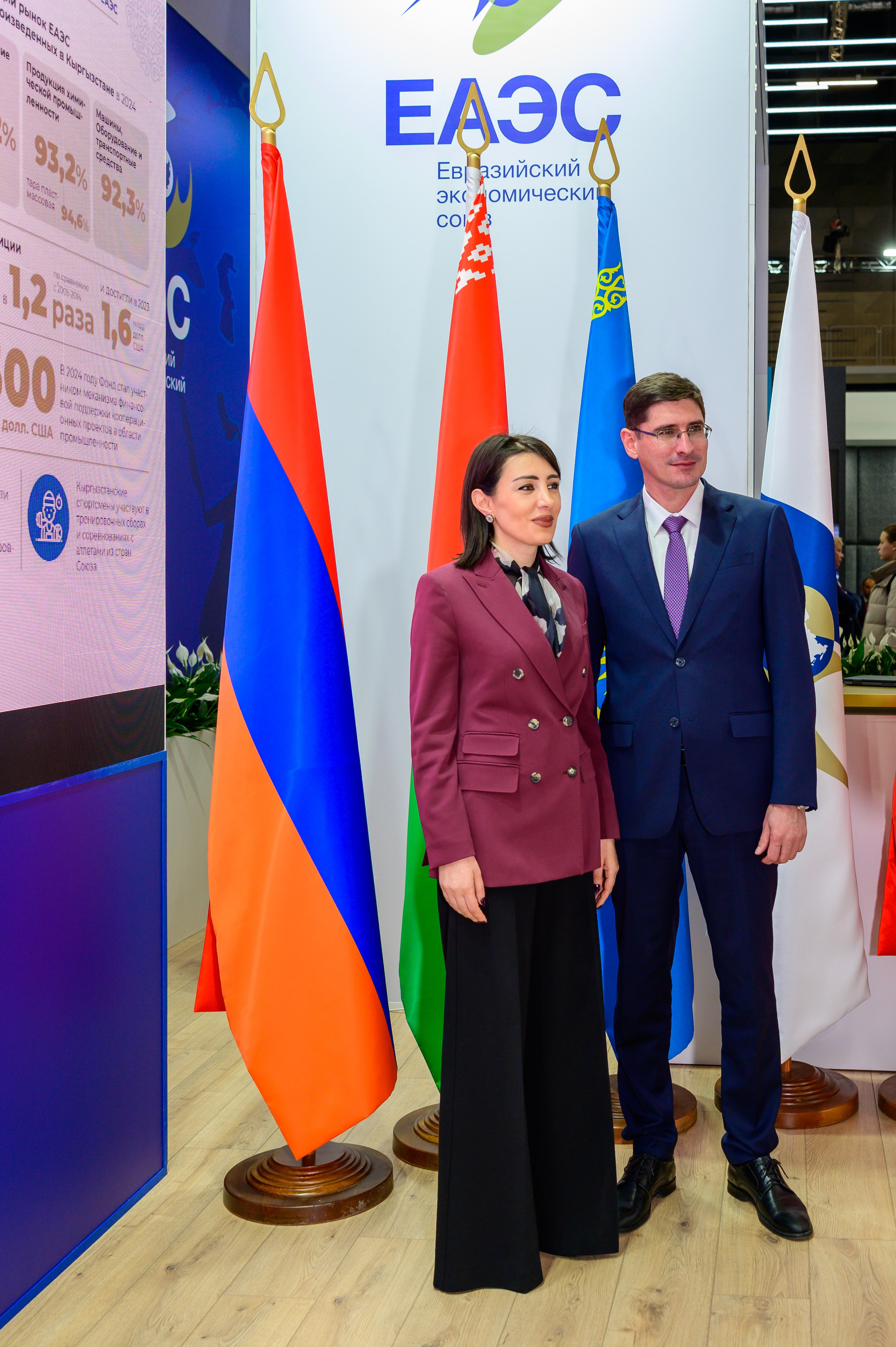 BigindustrialweekBelarus. Фотоуслуги, услуги фотографа, фотографирование важных событий