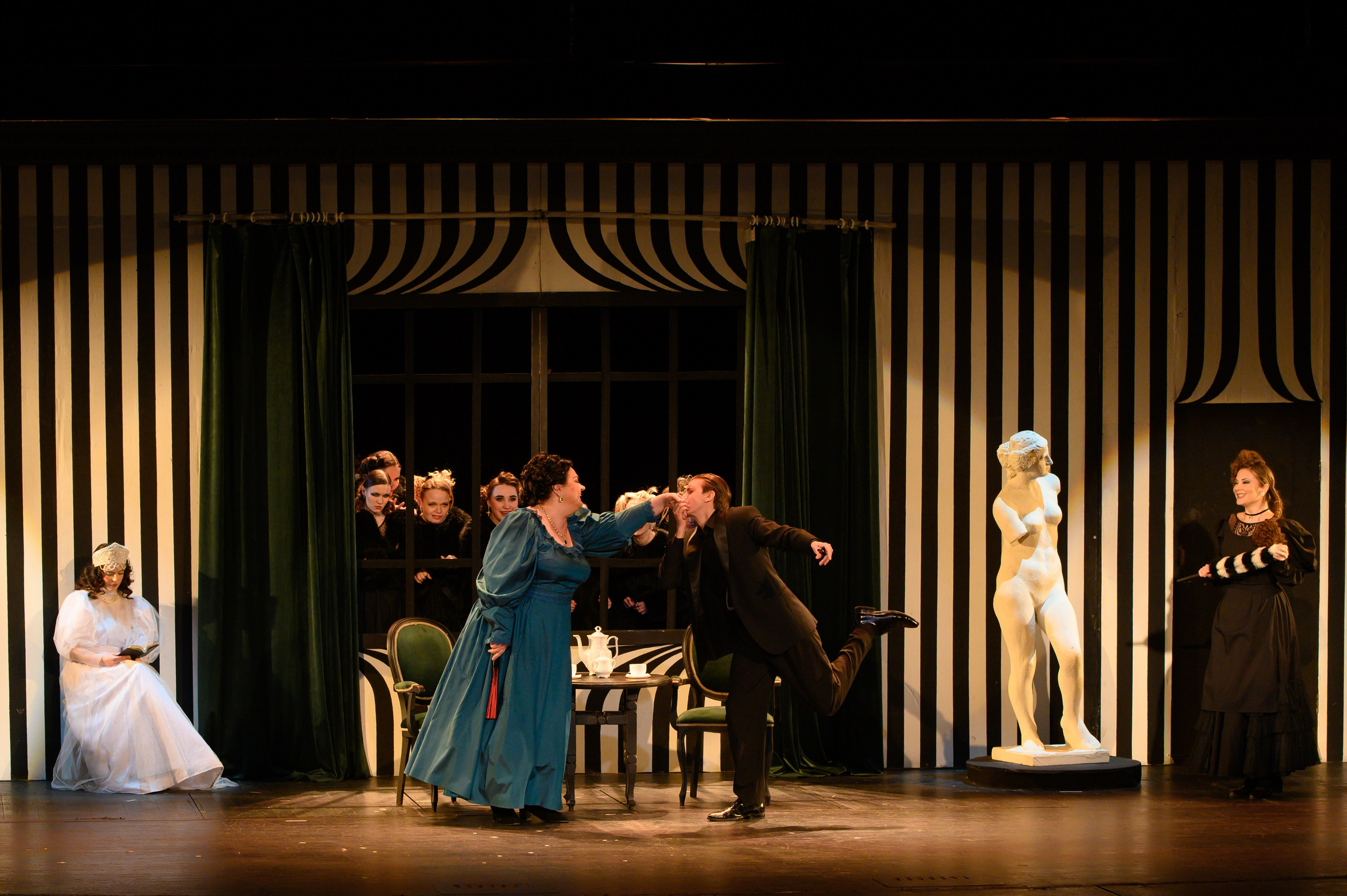 Дядюшкин сон. Фотоуслуги, услуги фотографа, фотографирование важных событий