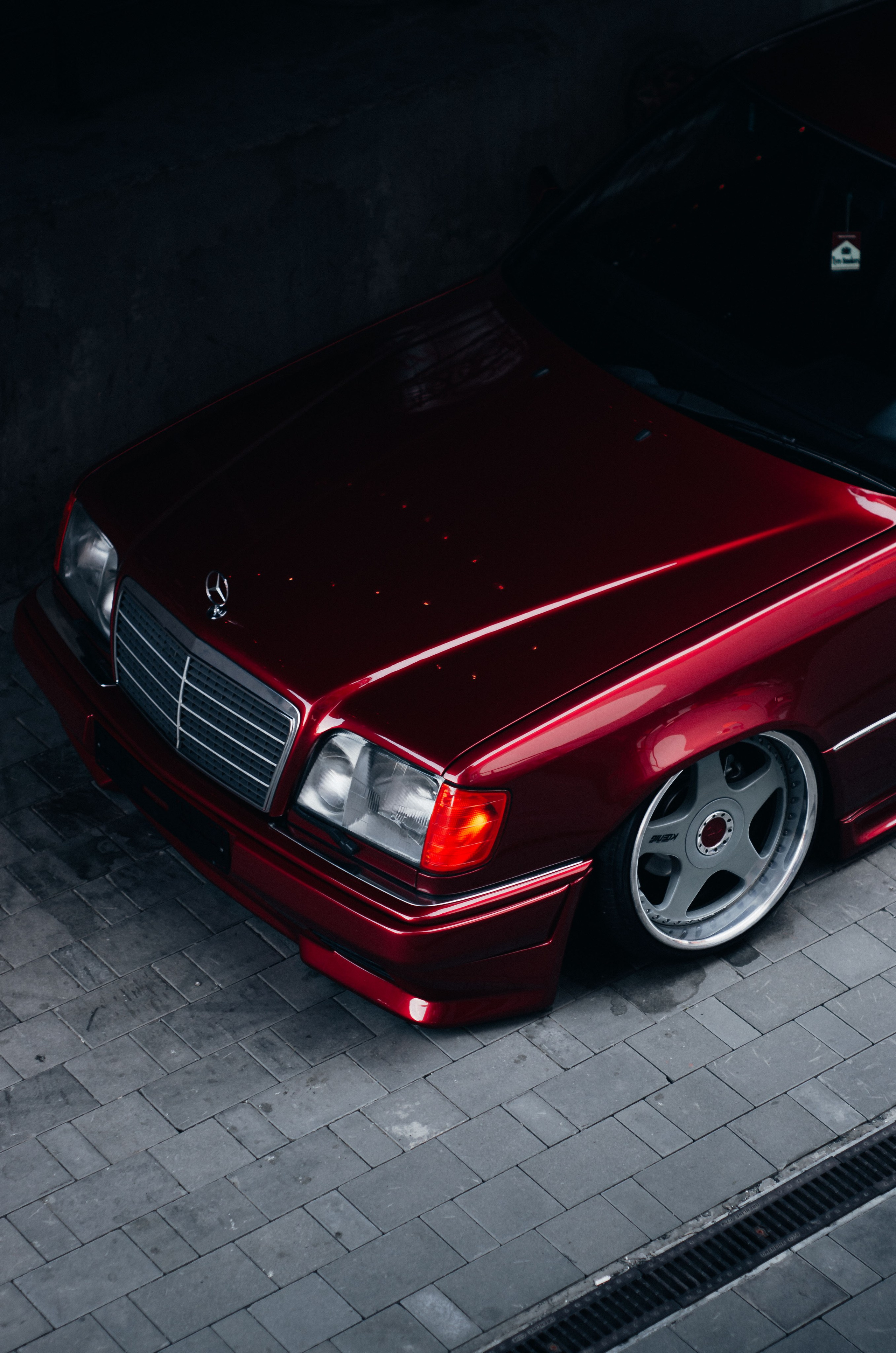 Mercedes-Benz W124. Автомобильный фотограф в Москве Иван Петушков