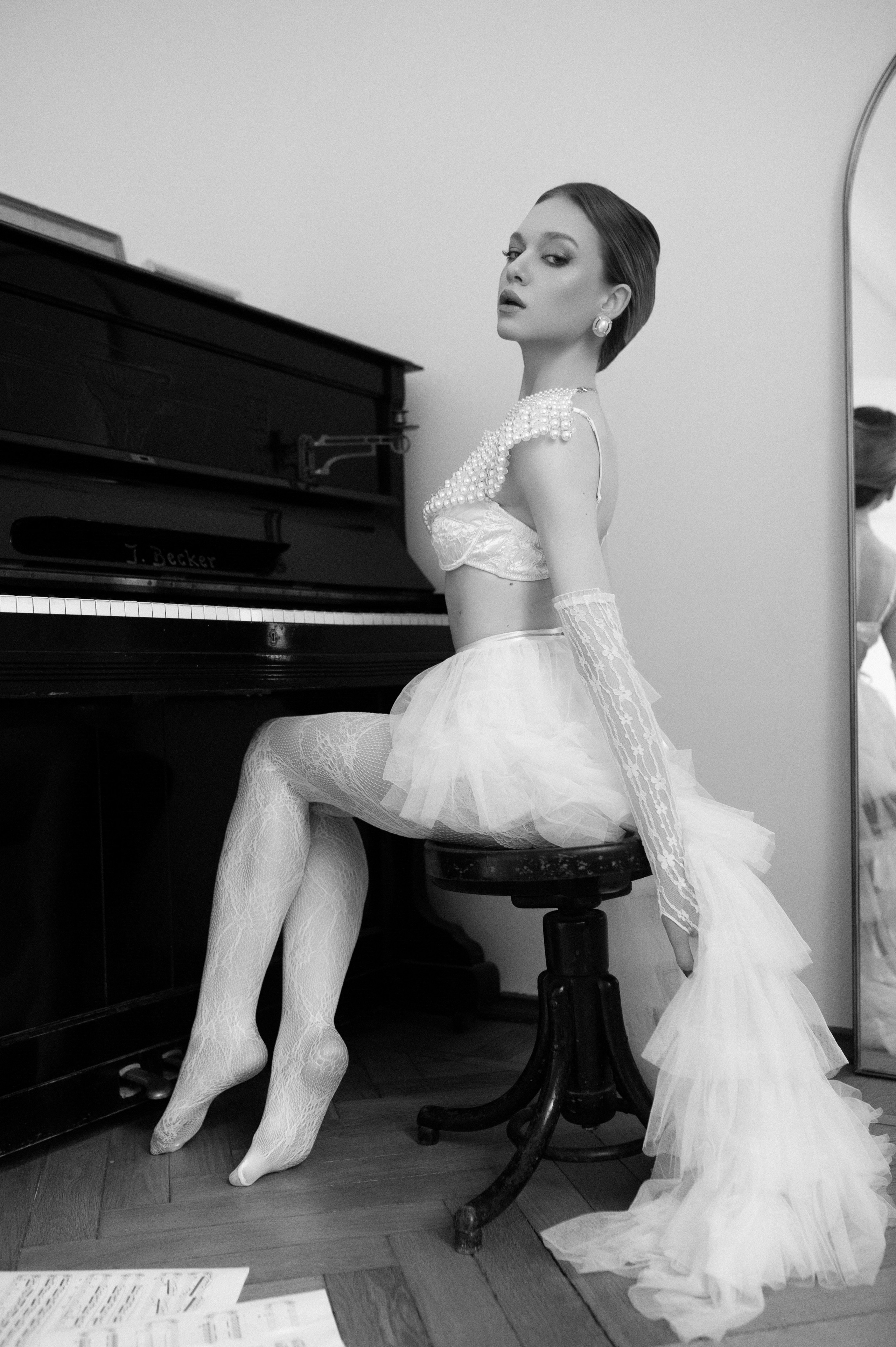 Фотосессия в тематических образах. Александр Mr.Brass — фотографирую женский портрет в Москве