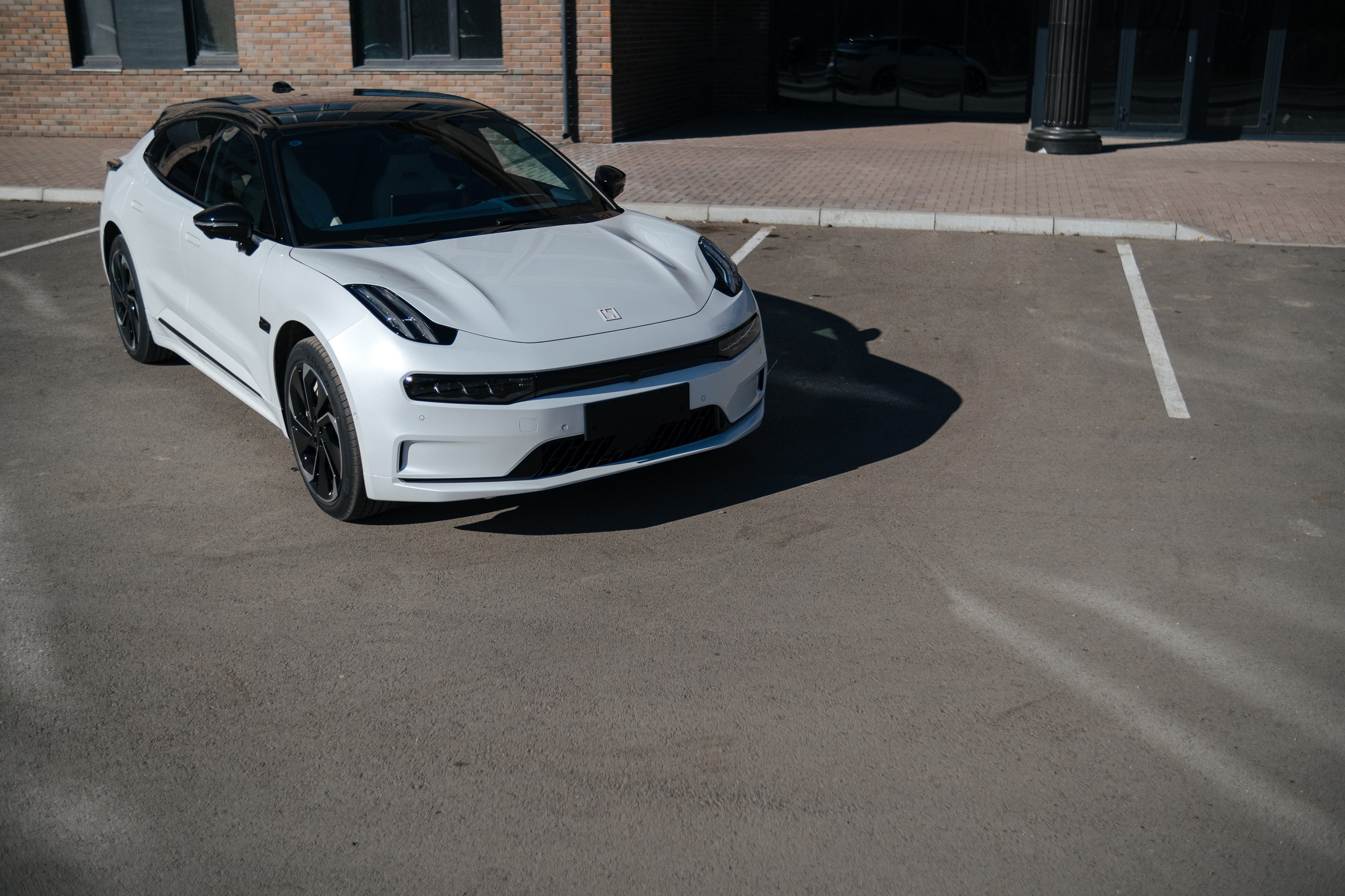 ZEEKR 001. Фуд и предметный фотограф Виталий Морозов г. Москва