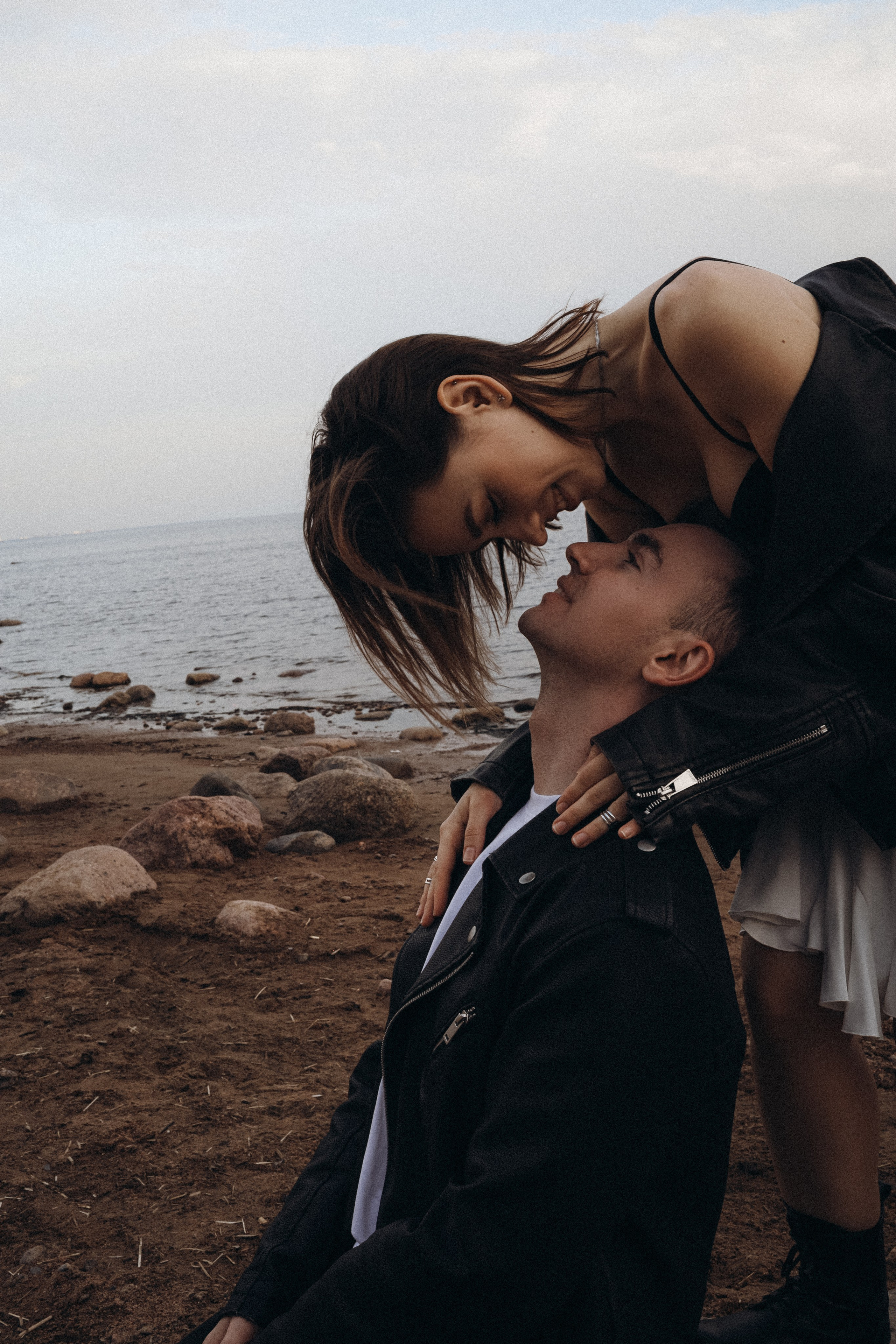 Яна и Валера. Главная