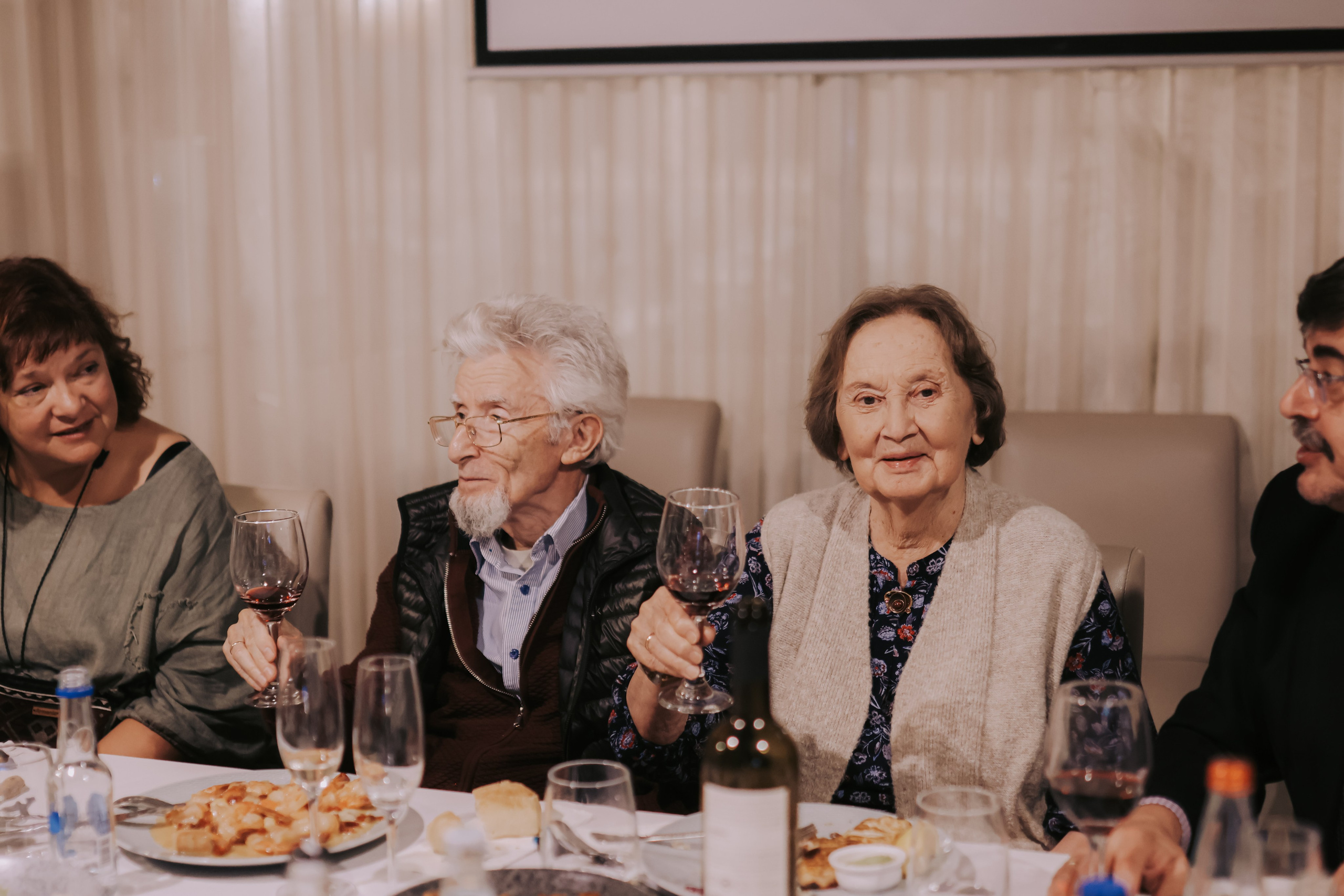 Engagement dinner, Bat Yam | December 2025. Photographer in Israel Alice Milchin