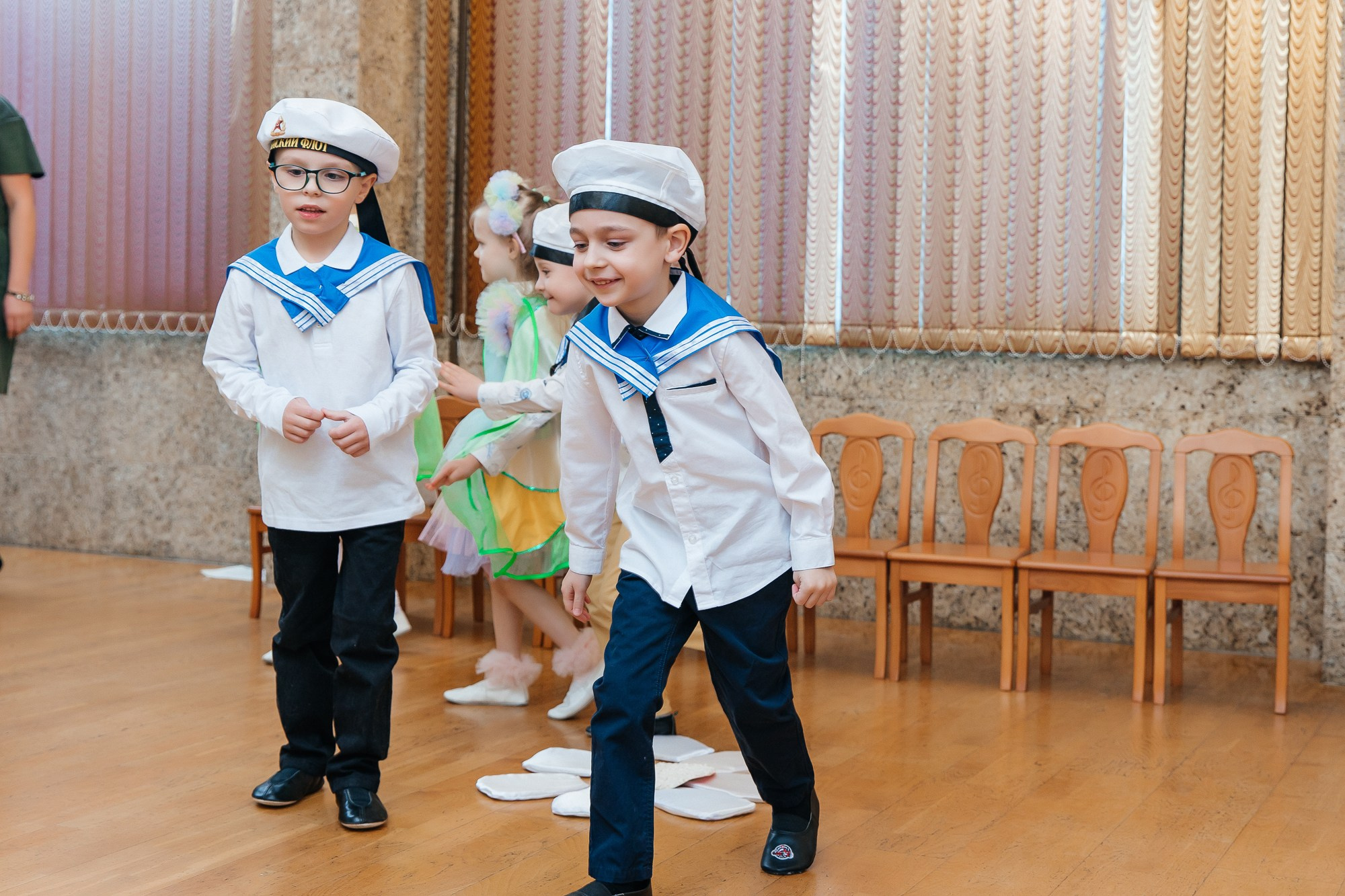 Детский сад № 93 — Утренник (10.03.2023). Свадебный и семейный фотограф Крамар Наталья