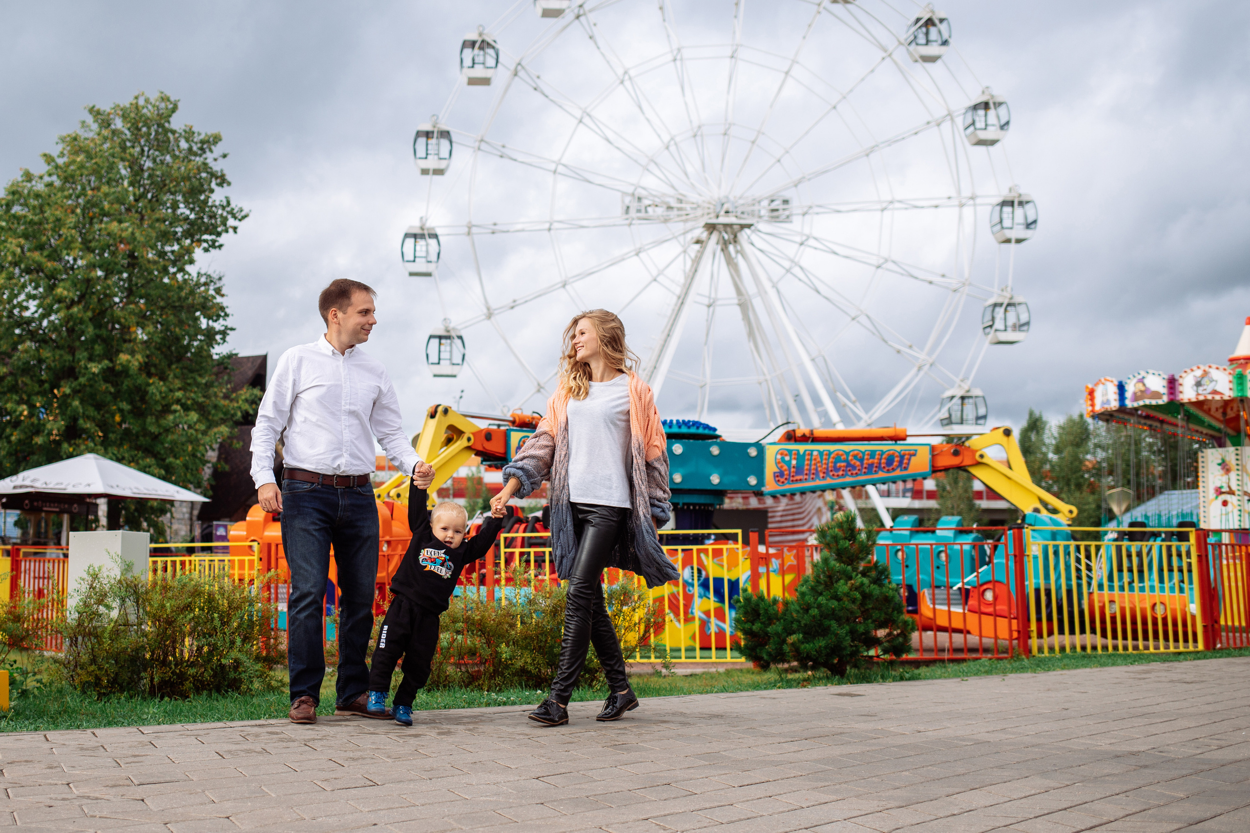 Семейная фотосессия на улице/природе. Фотограф в Москве Авдеева Мария