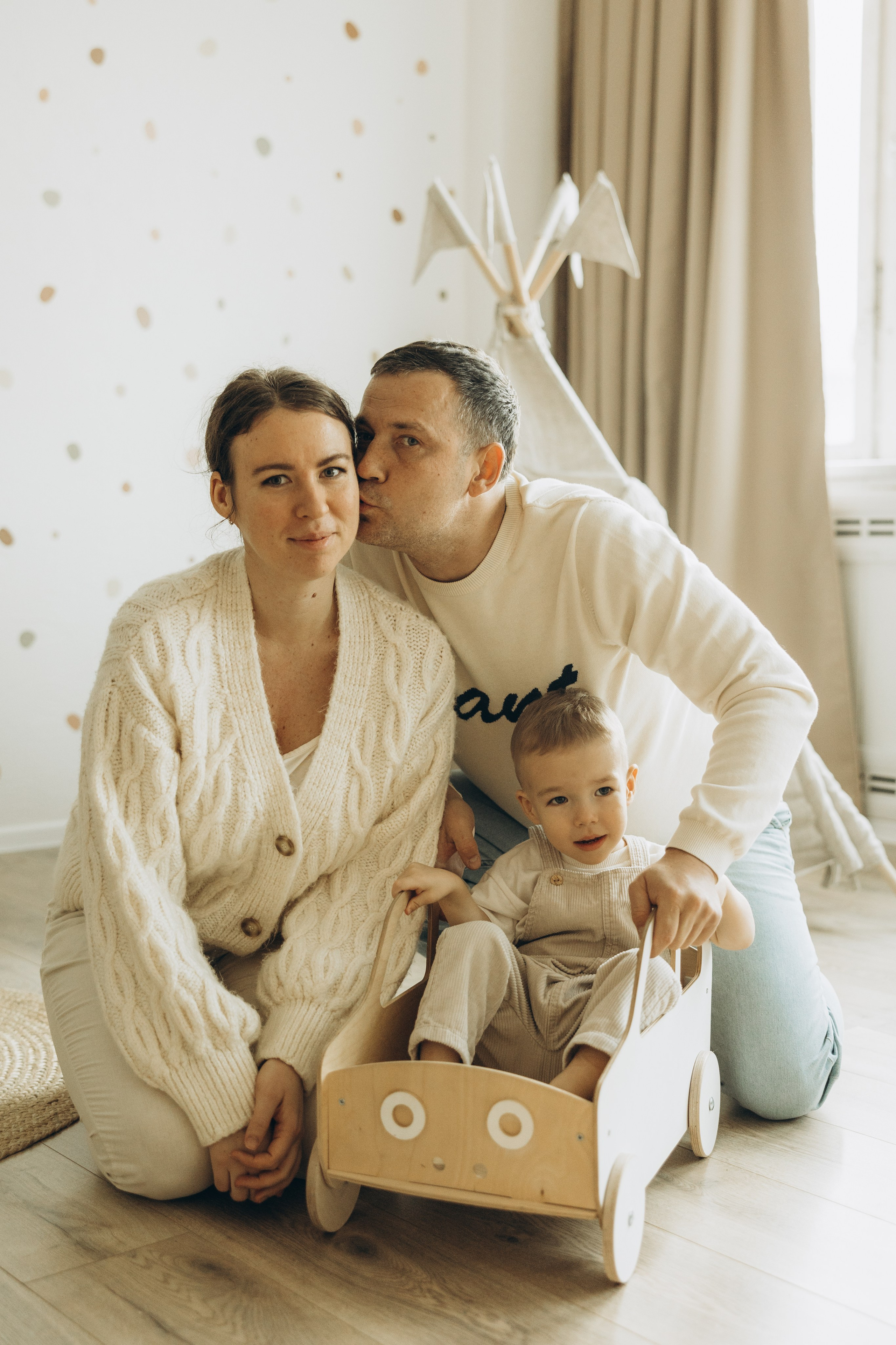 Кристина, Александр и Лев. Семейный фотограф в Москве Виктория Ястребинская