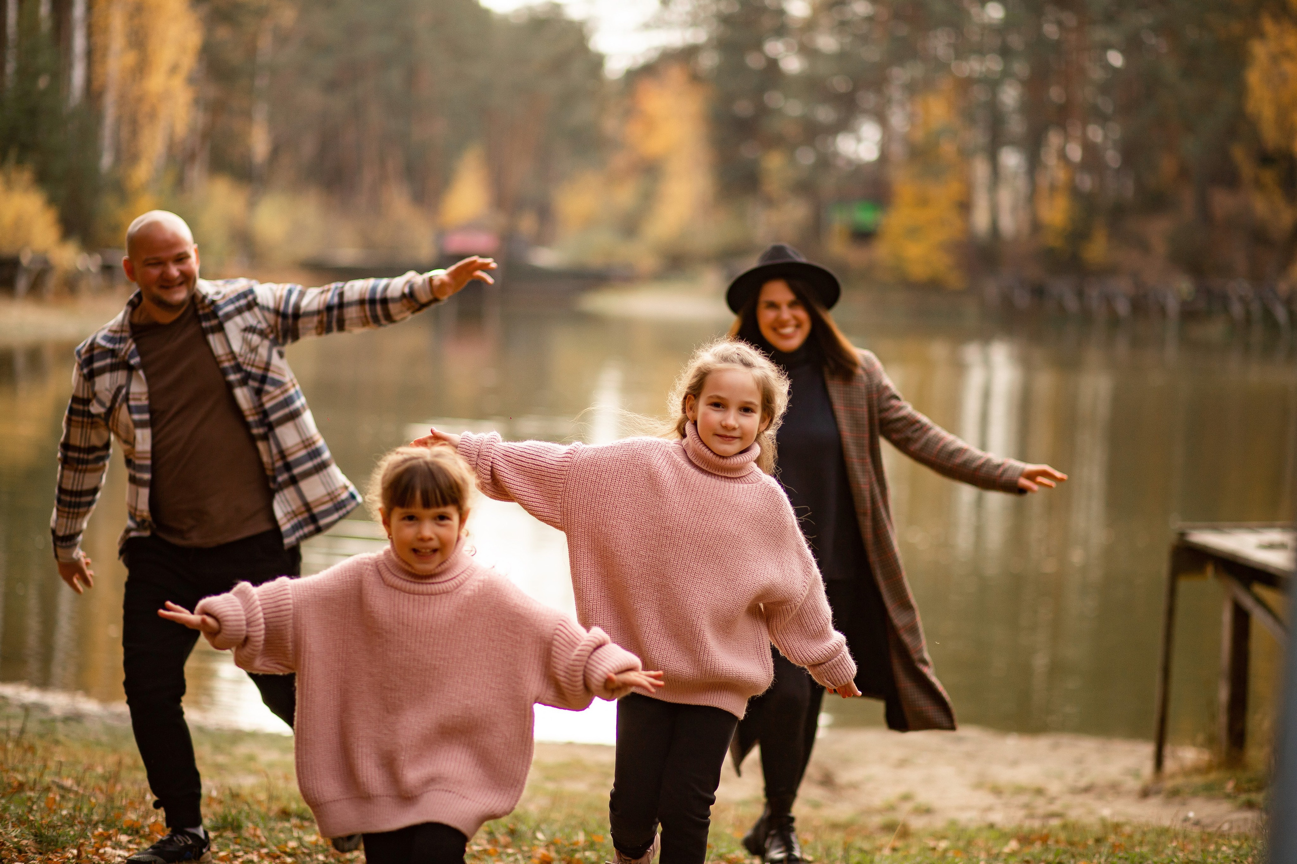 Ирина Саша и девочки. Семейная съемка — это красивый способ признаться своей семье в любви