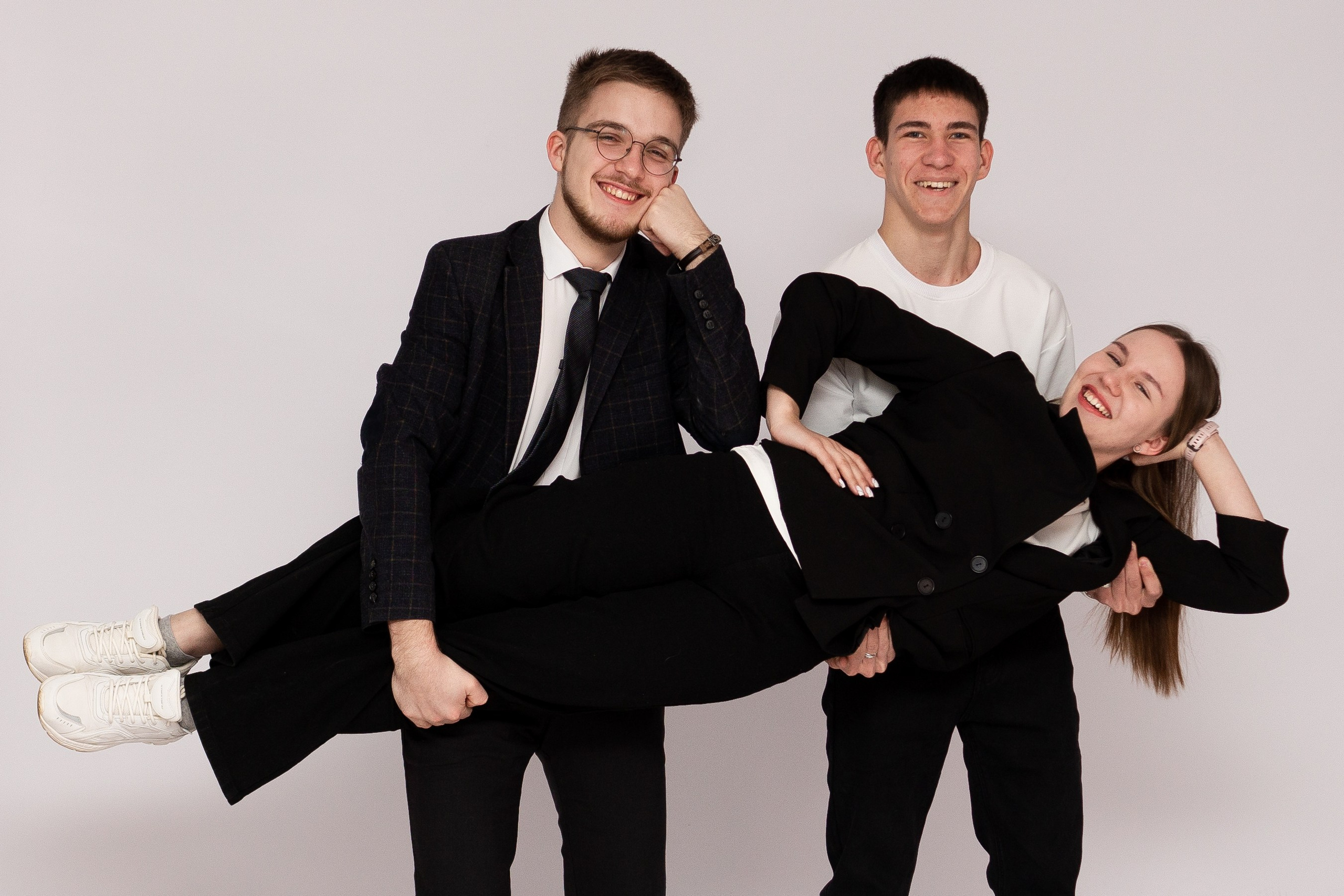 Студия. Выпускники Старшая школа. Выпускные Альбомы и Фотосессии п. Кавалерово