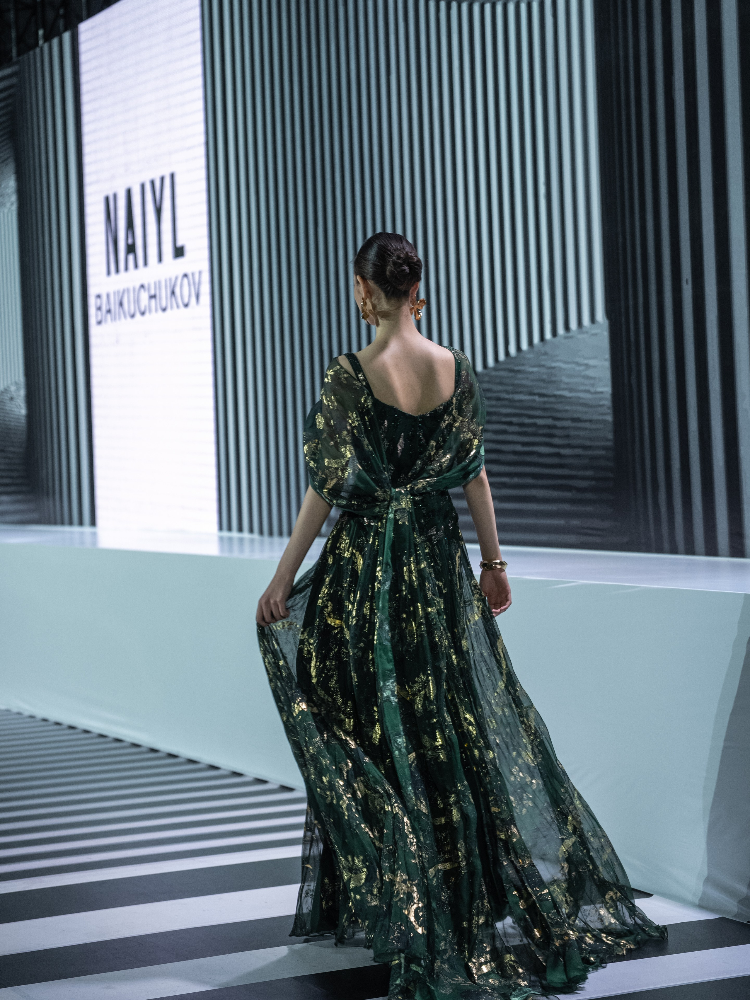 NAIYL BAIKUCHUKOV. Сайт Алматинского НЮ АРТ, будуар и фэшн фотографа Дениса Карпенко