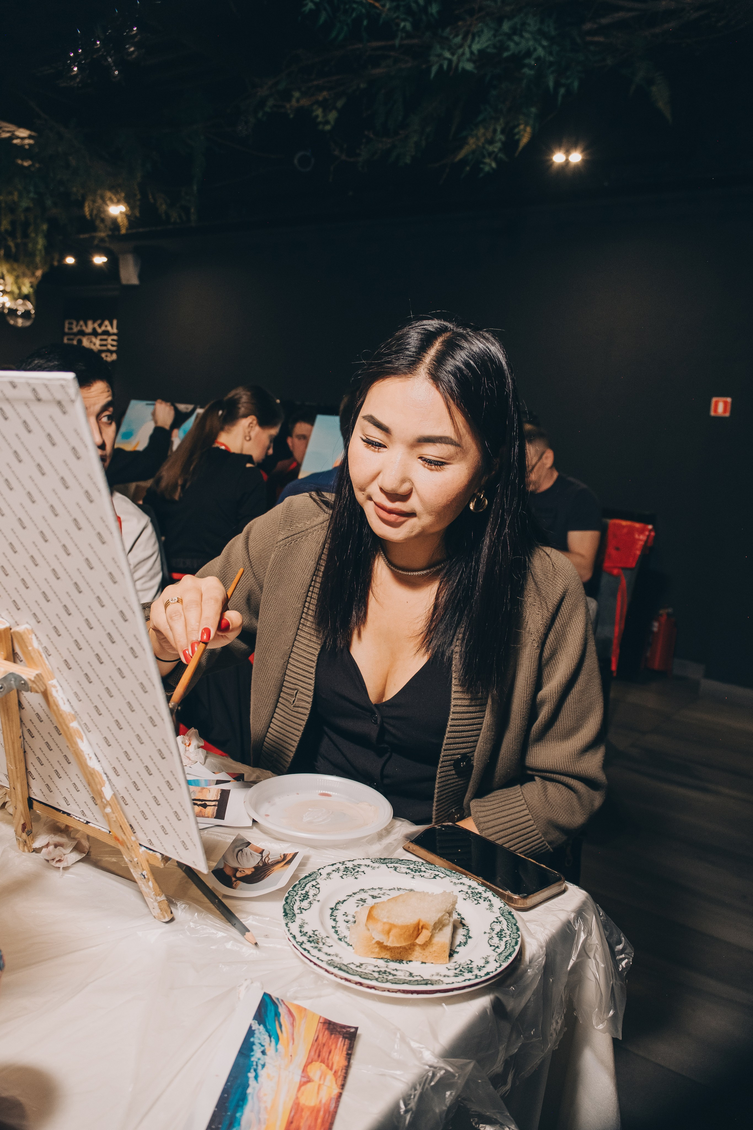 Без бокала — нет шагала. Фотограф в Иркутске Анна Мирошникова