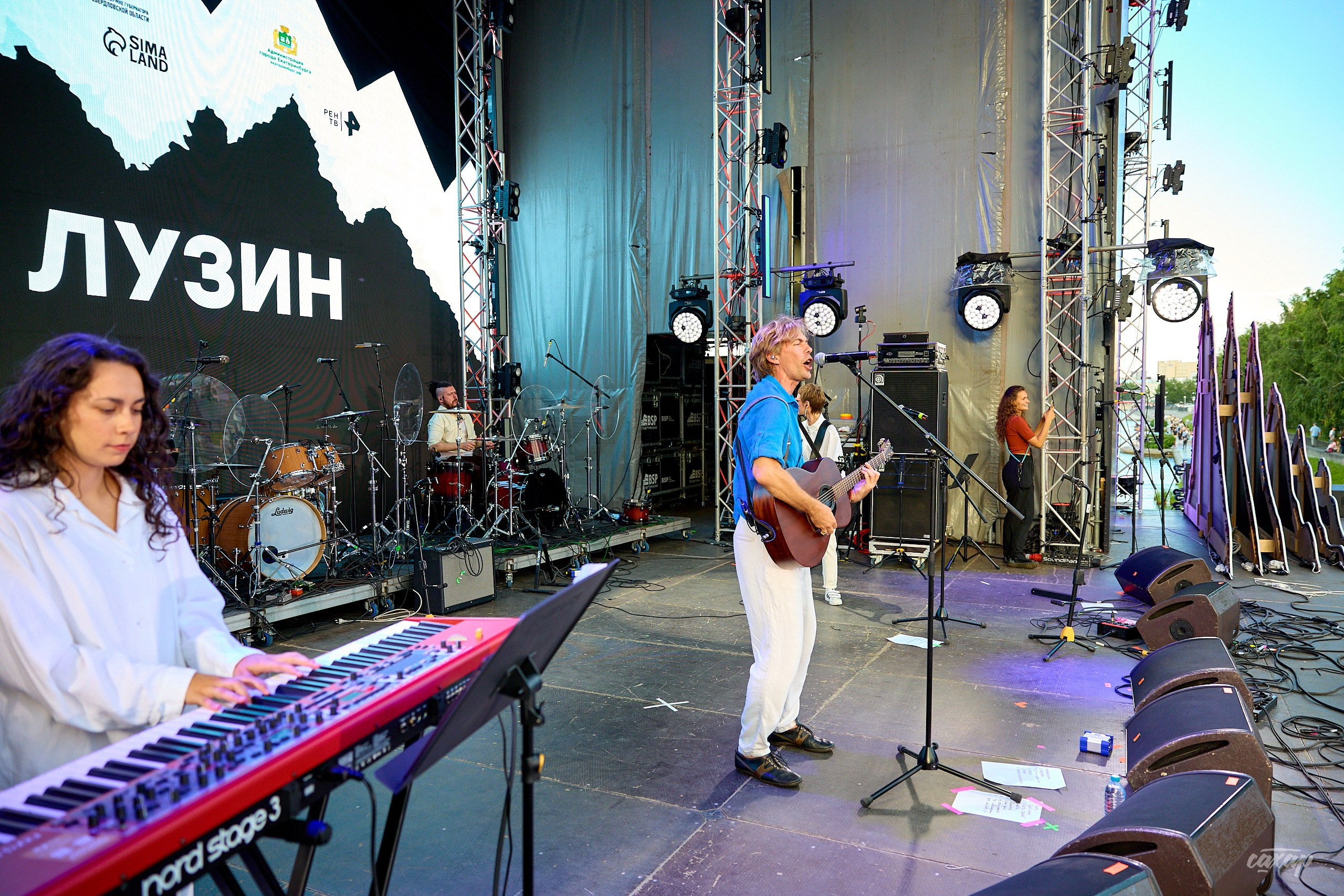 Фестиваль Ural Music Night 2026. Профессиональный фотограф в Екатеринбурге Юра Сахар