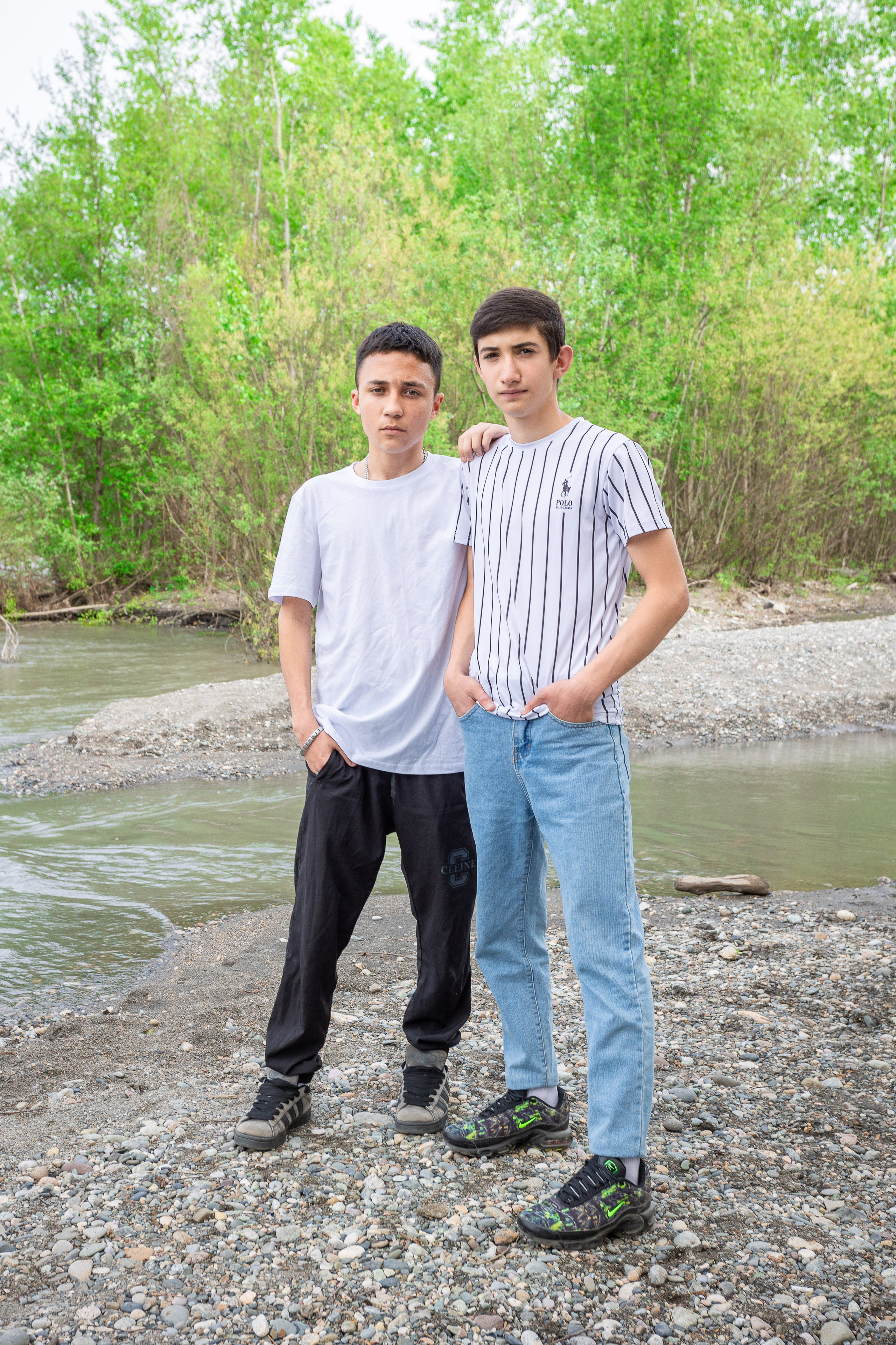 Уличная фотосессия на выпускной альбом. Выпускные альбомы Майкоп, Краснодар Елена Золотарева