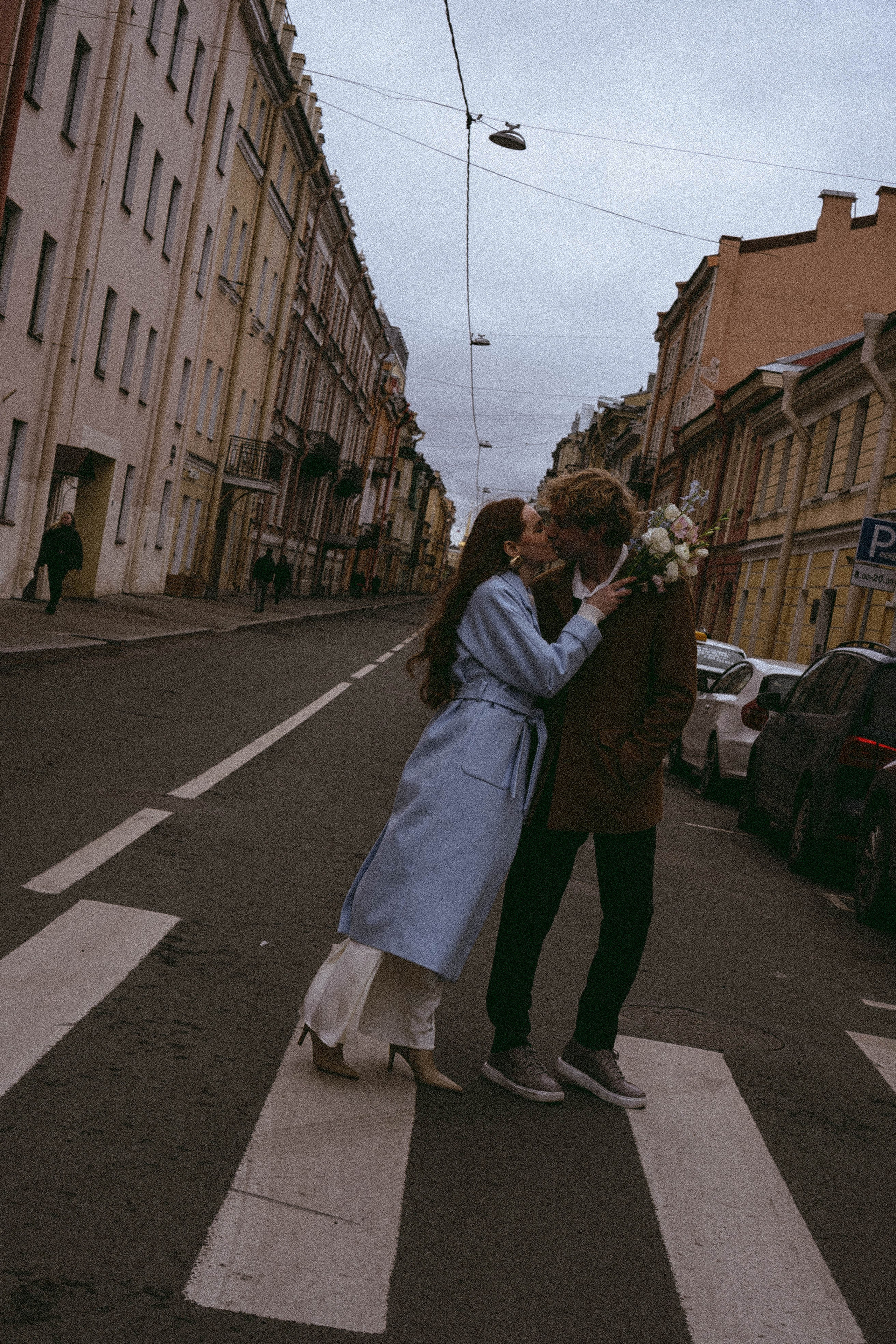 СВАДЕБНАЯ ПРОГУЛКА ПО ПЕТРОГРАДКЕ ВЕСНОЙ (ФОТОСЕССИИЯ ПАРЫ СВАДЕБНАЯ). Профессиональный фотограф, Санкт-Петербург — Виктория Богомолова