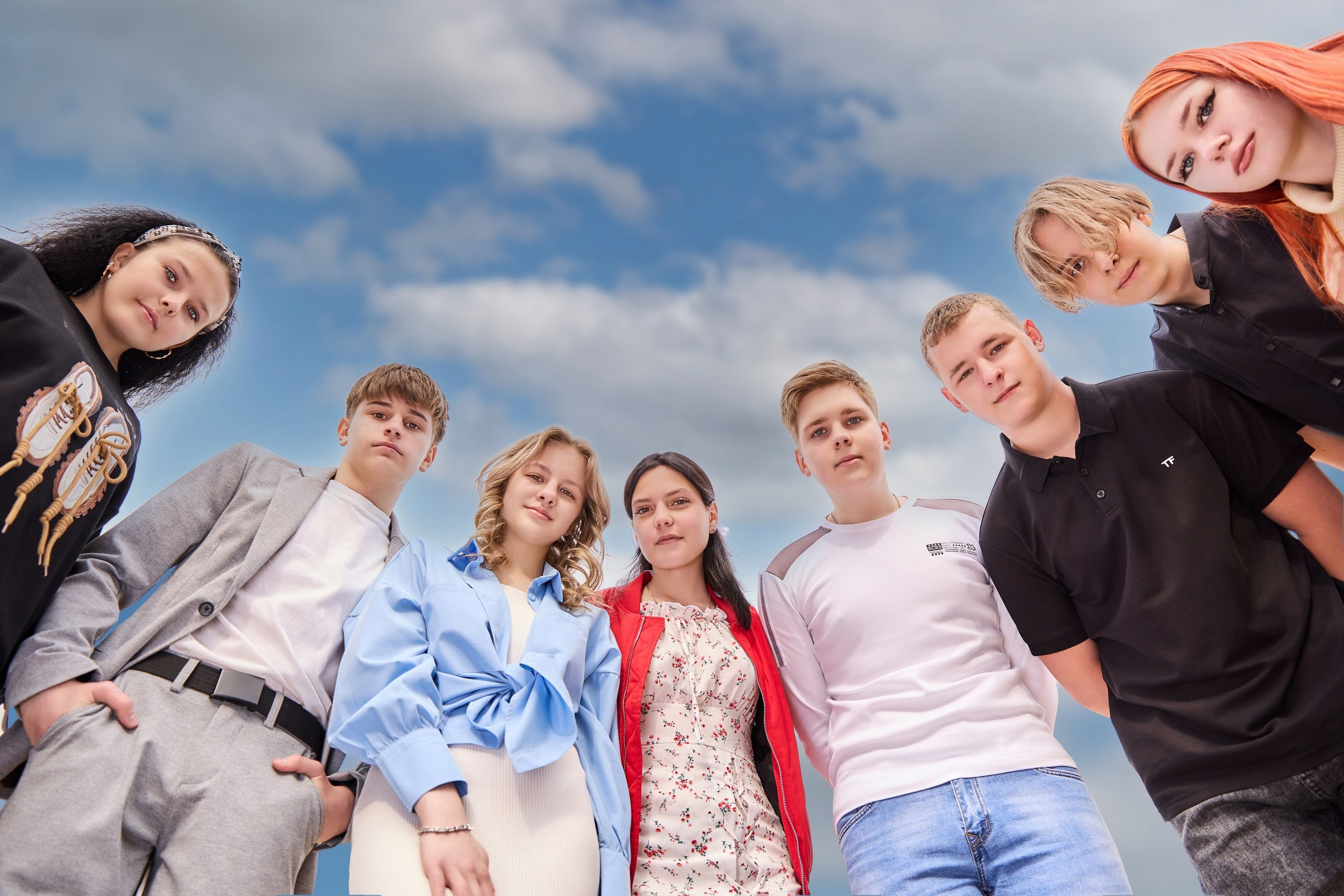 ШКОЛЬНИКИ. ПАРК ЩЕРБАКОВА. Фотограф Татаринов Андрей (Донецк / Макеевка)