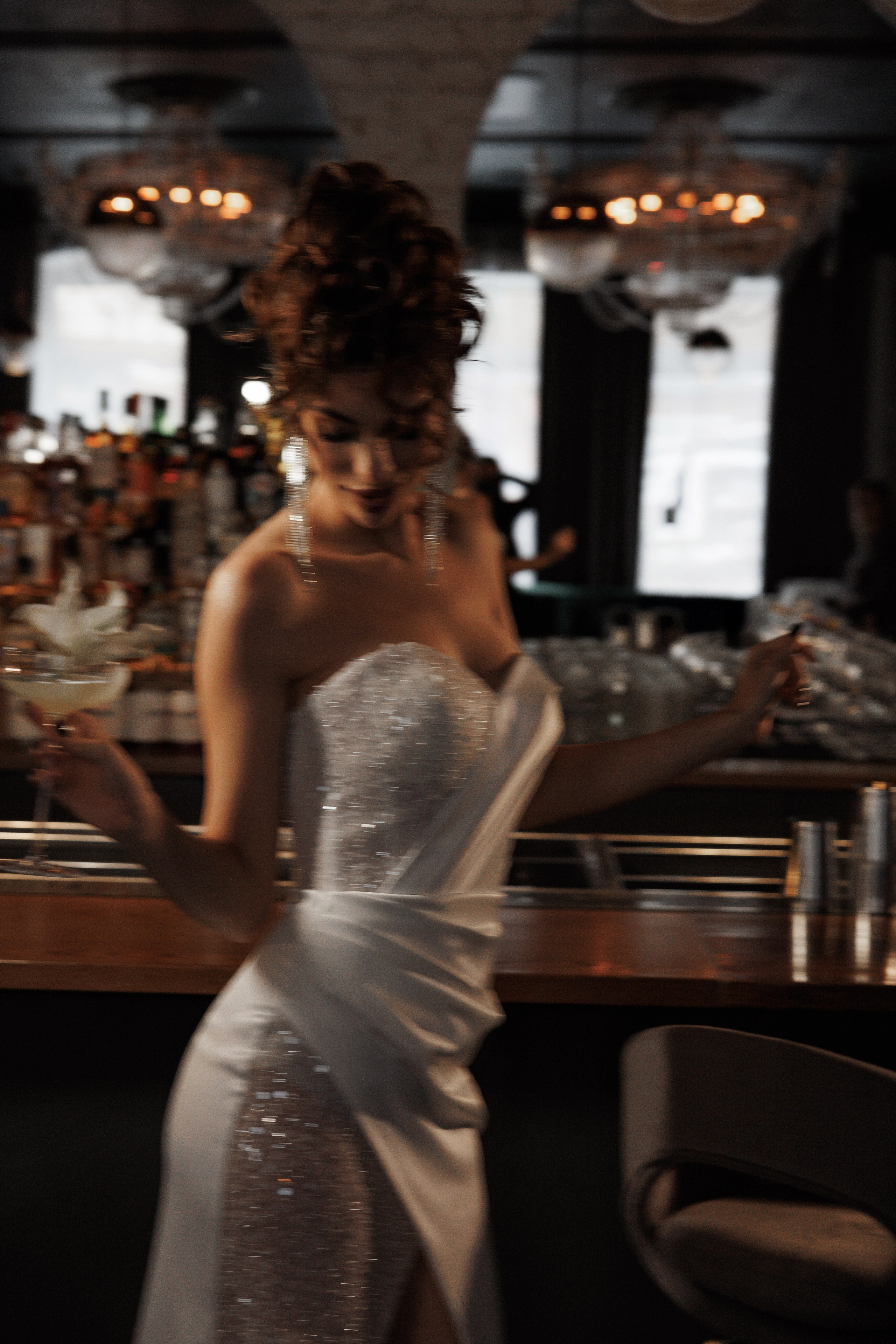 Свадебная серия в баре. Свадебный и семейный фотограф  во Владивостоке Ольга Украинец