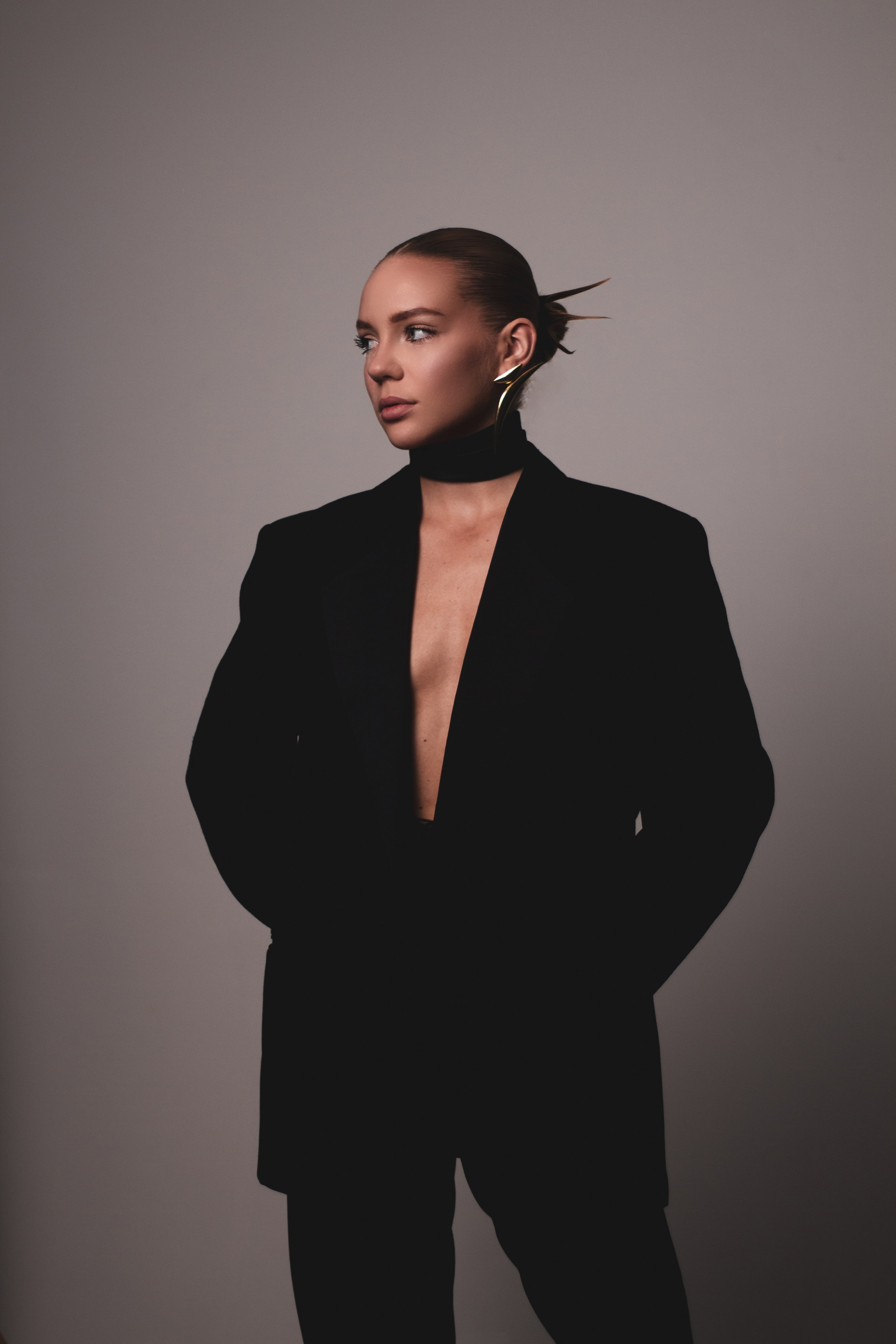 Портретная съемка — Яника. Портретный фотограф в Орле. Готовые фото за 3 дня! Помощь в позировании. Советы по организации