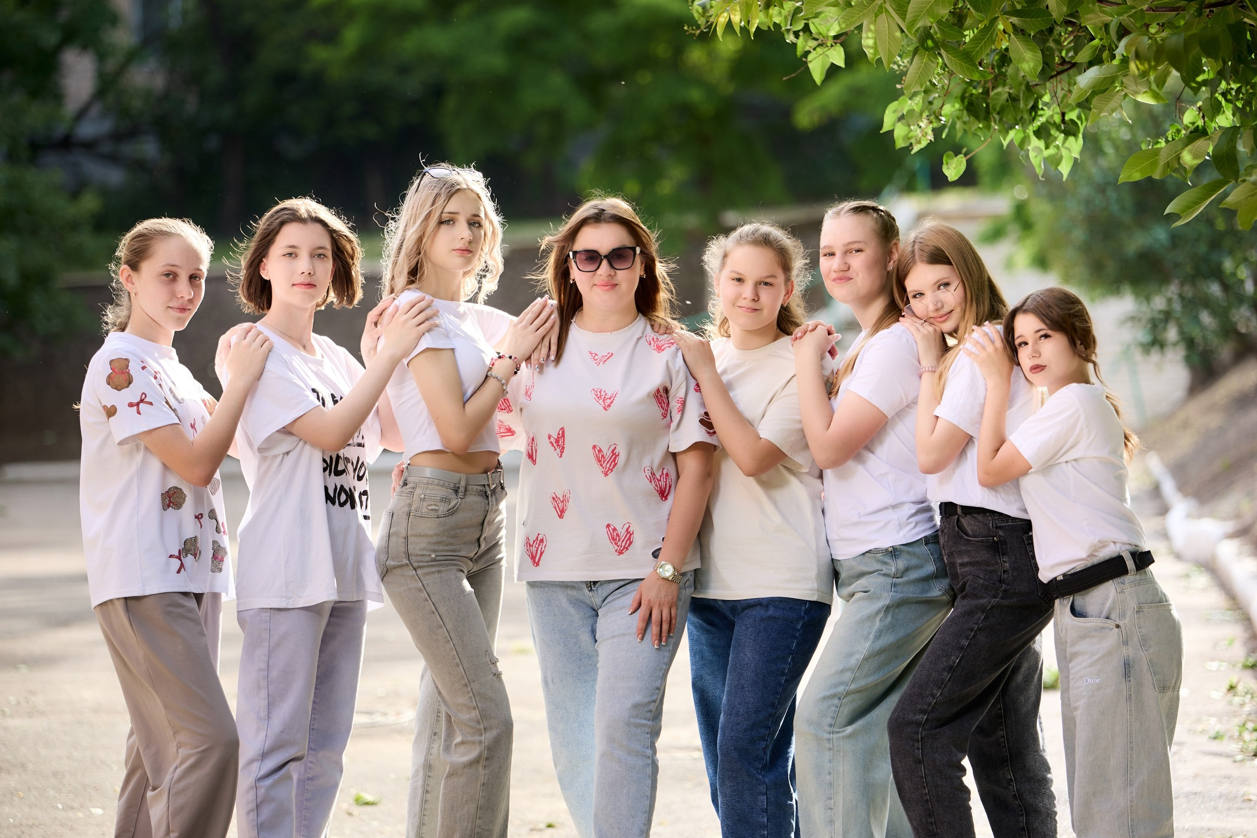 ШКОЛЬНИКИ. УЛИЦА. Фотограф Татаринов Андрей (Донецк / Макеевка)
