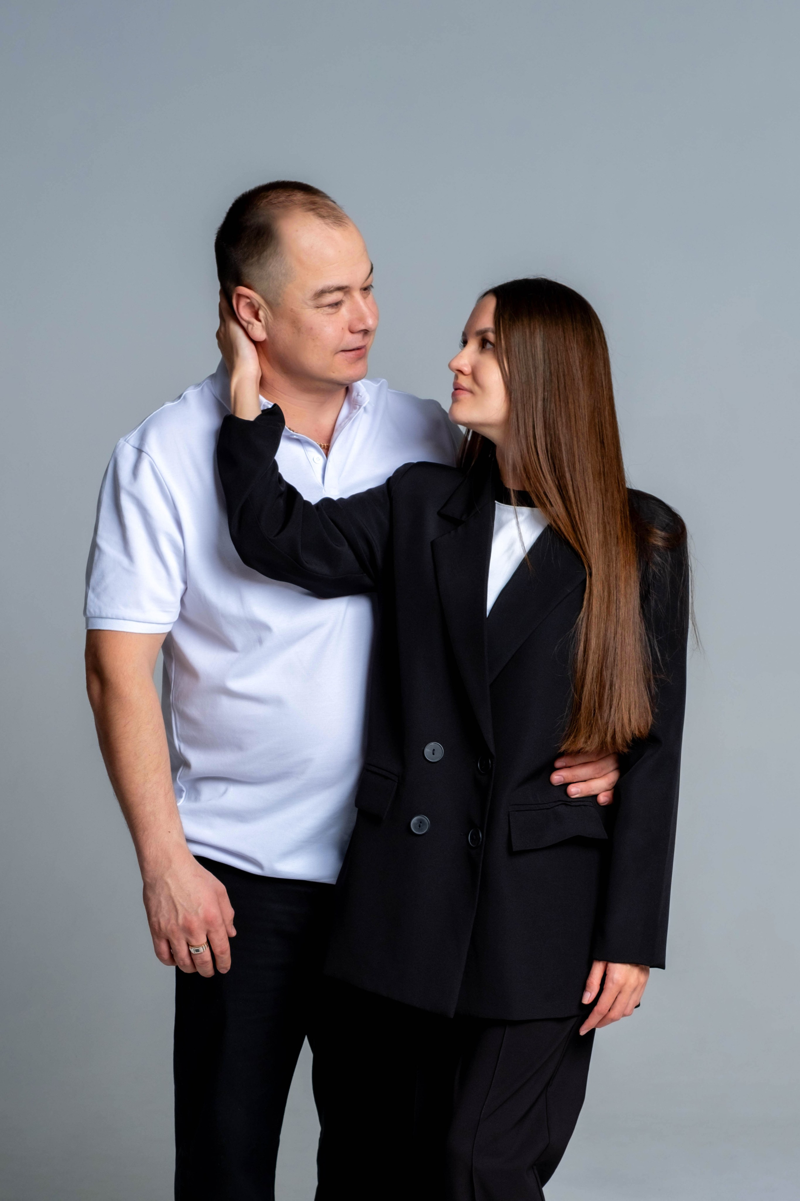 Семейная пара. Студийный, портретный, семейный фотограф Южно-Сахалинска Яна Радаева
