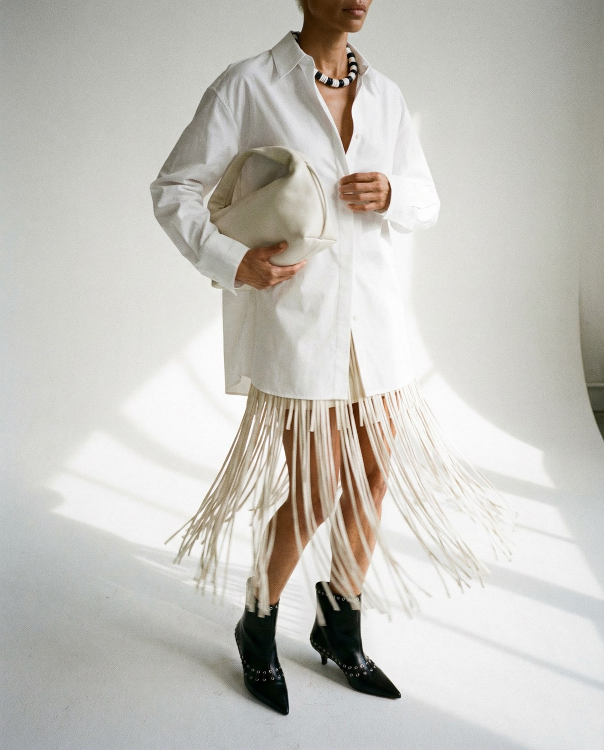 AI model Sara. Каталожный и предметный фотограф в Москве Анна Nesmeliva