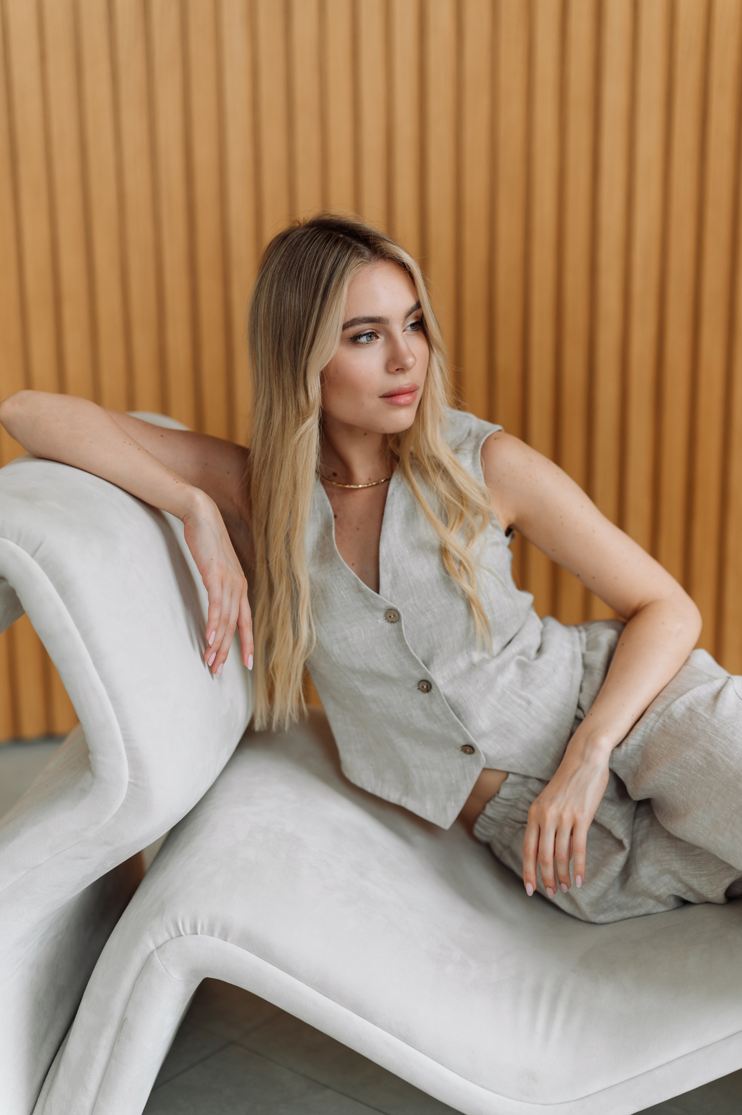 Съемка контента одежда женская. Фотограф товаров для соцсетей - инстаграм, вконтакте, сайта, блога. Контент-фотограф в Москве Хныкина Лена