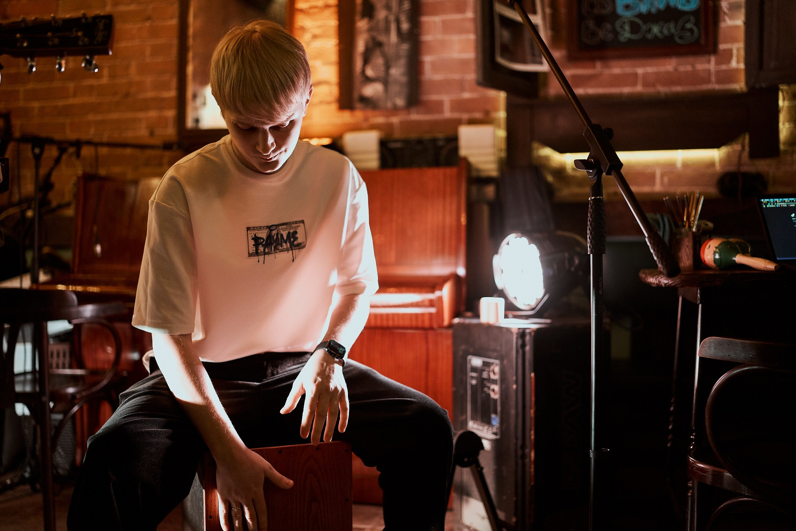 Квартирник Сергея Кравцова. Матвей Яворский — фотограф в Челябинске