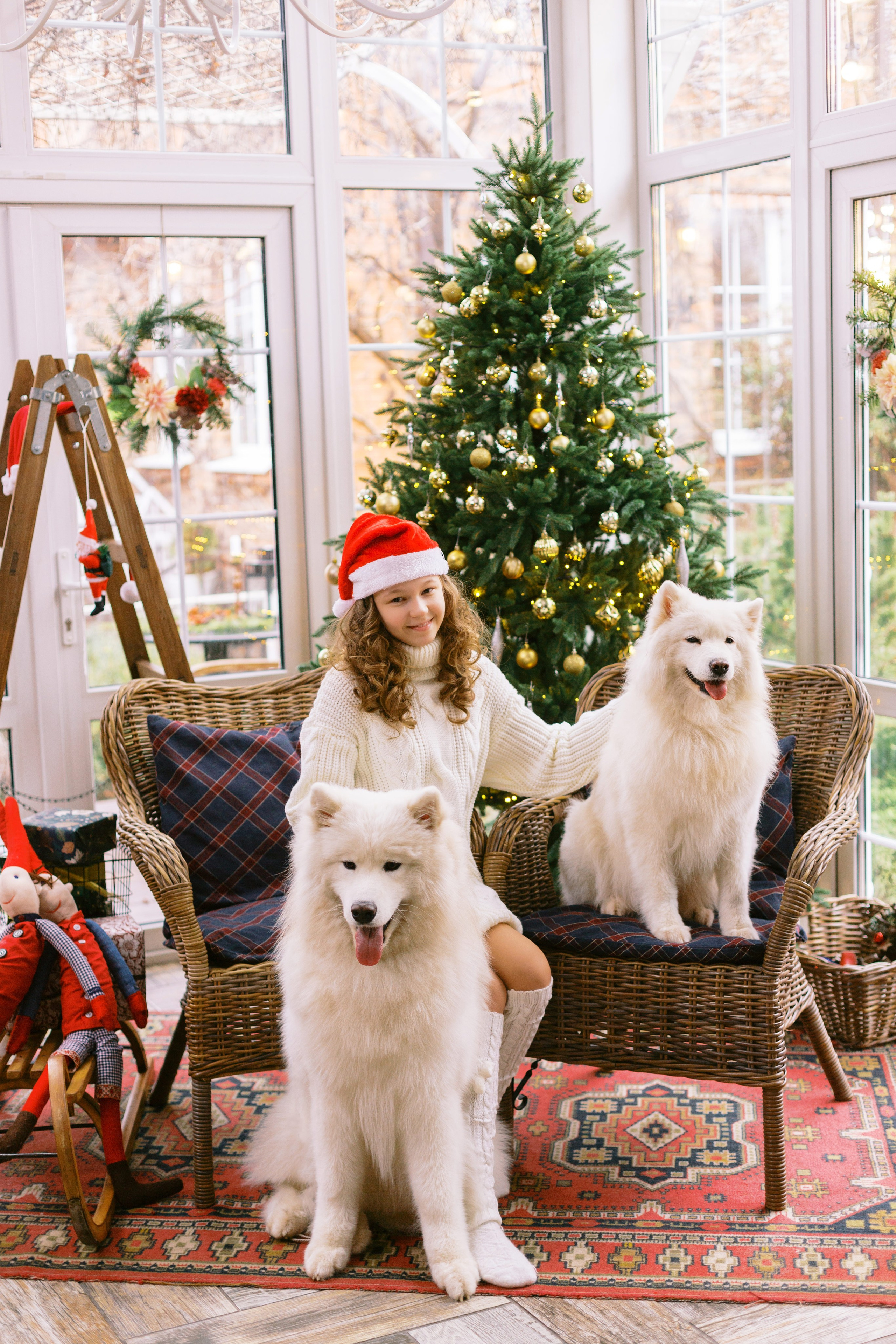 Новогодняя фотосессия в студии в Ростове для Юлии, Эли и Софии