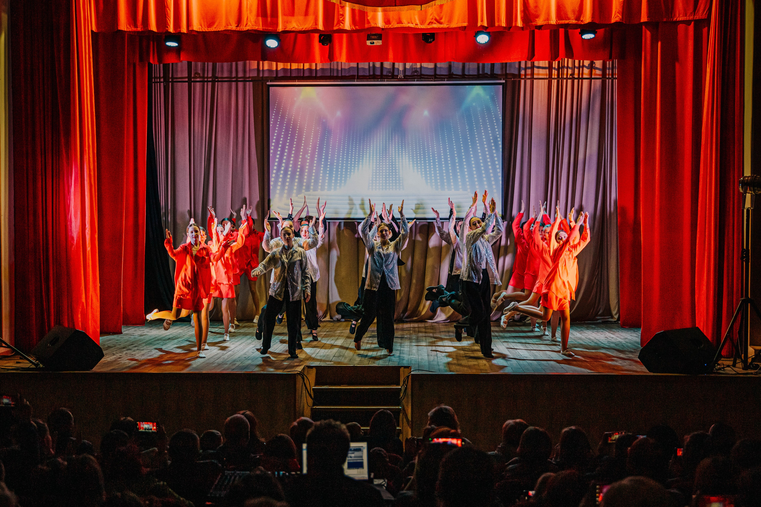 Отчетный концерт хореографического коллектива Пульс!. Фотограф Дарья Маташкова