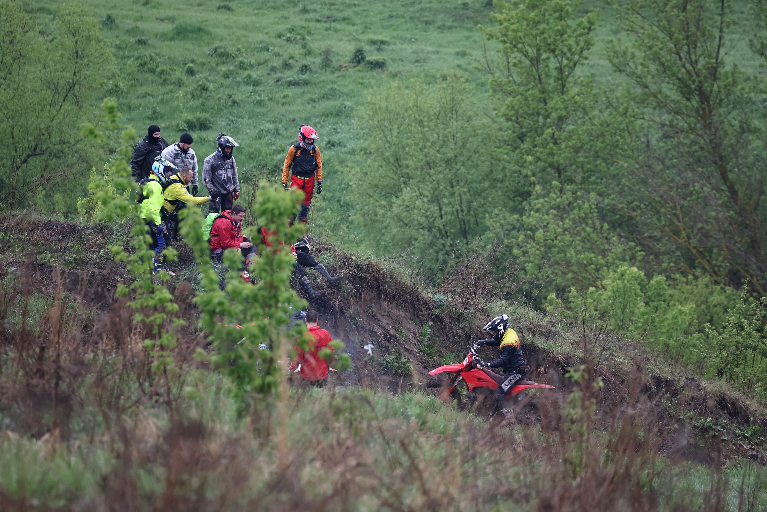 Тренировка по следам гонки ЭНДУРО РЕВОЛЮЦИЯ. Спортивный и репортажный фотограф Ермакова Светлана