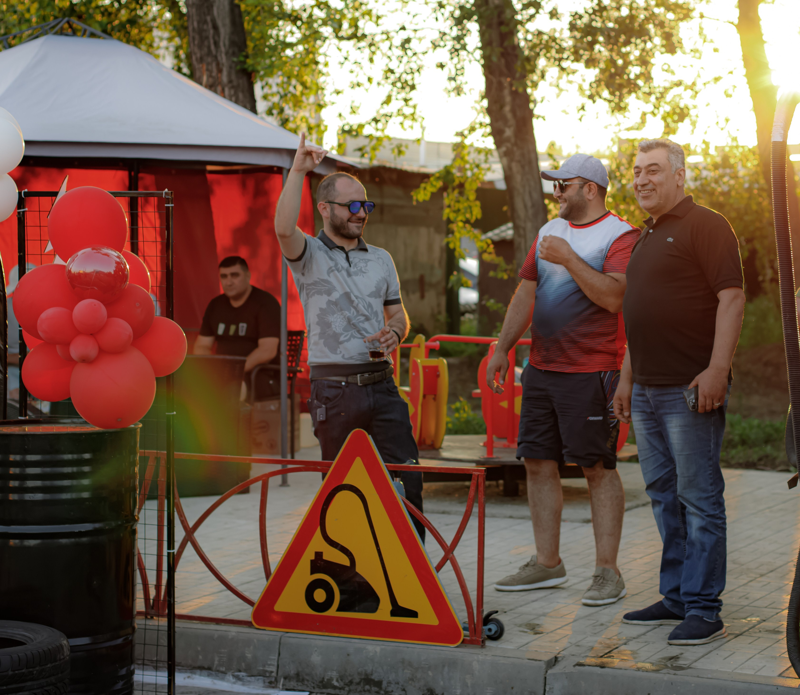 АВТОМОЙКА САМООБСЛУЖИВАНИЯ «5 MIN». Photokarish