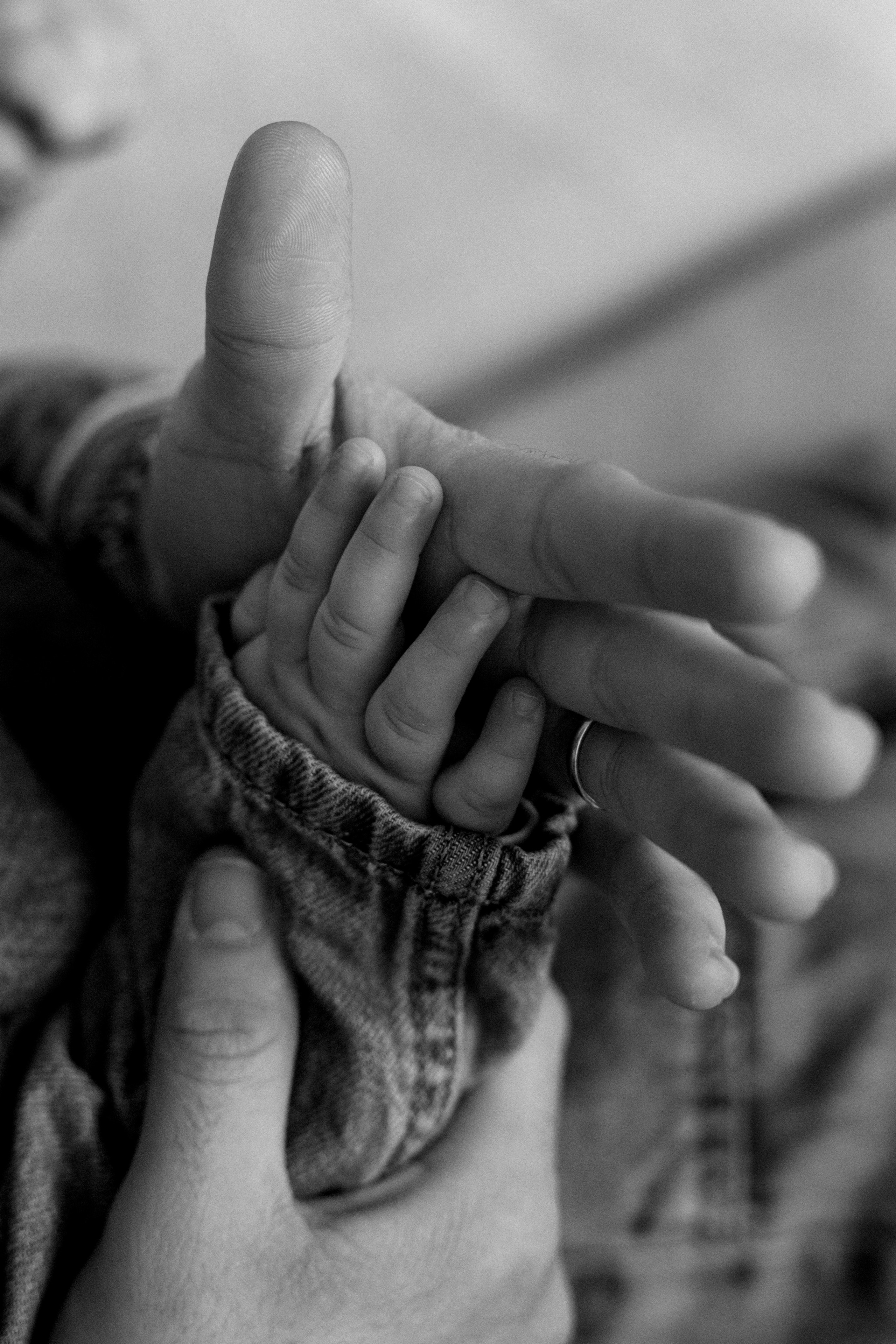 Family photoshoot in White Studio. Wedding and family photographer