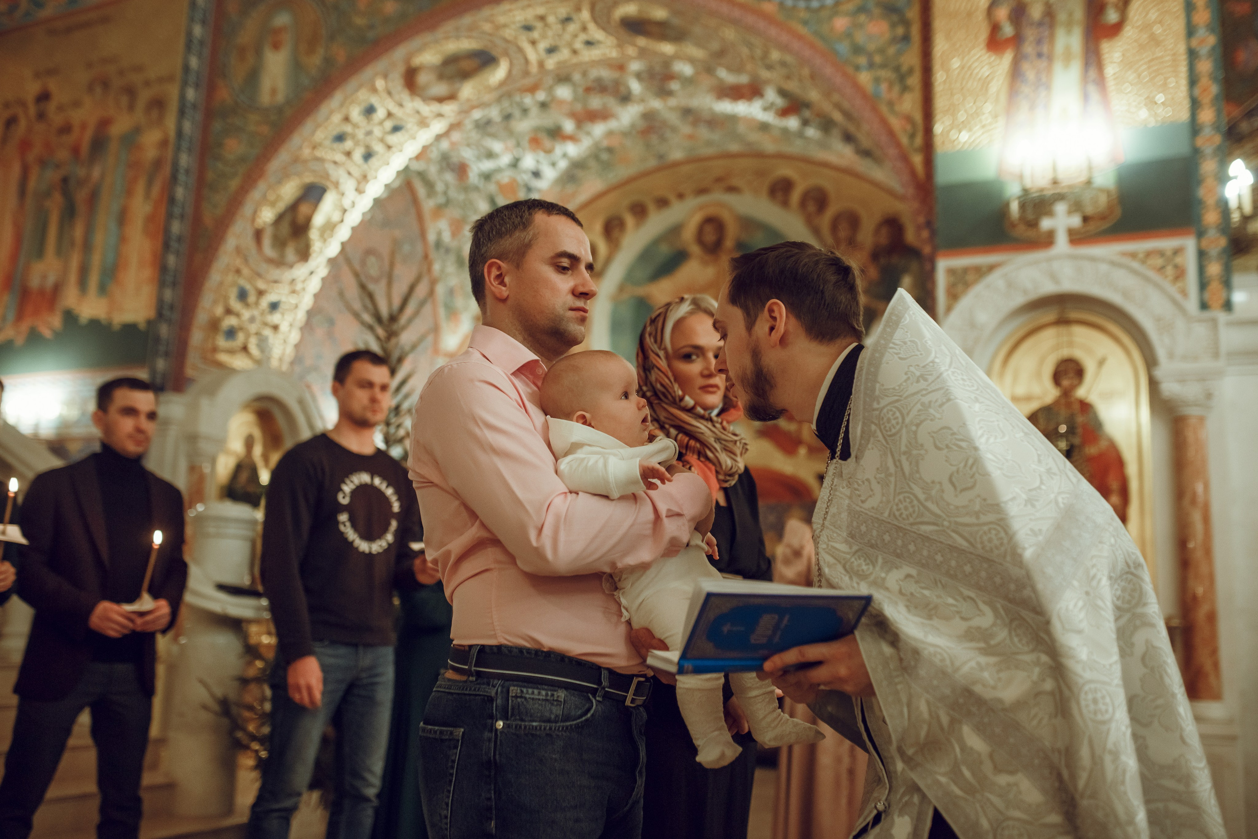 Крещение Виктории. Фотограф на Крещение, семейный фотограф в Москве
