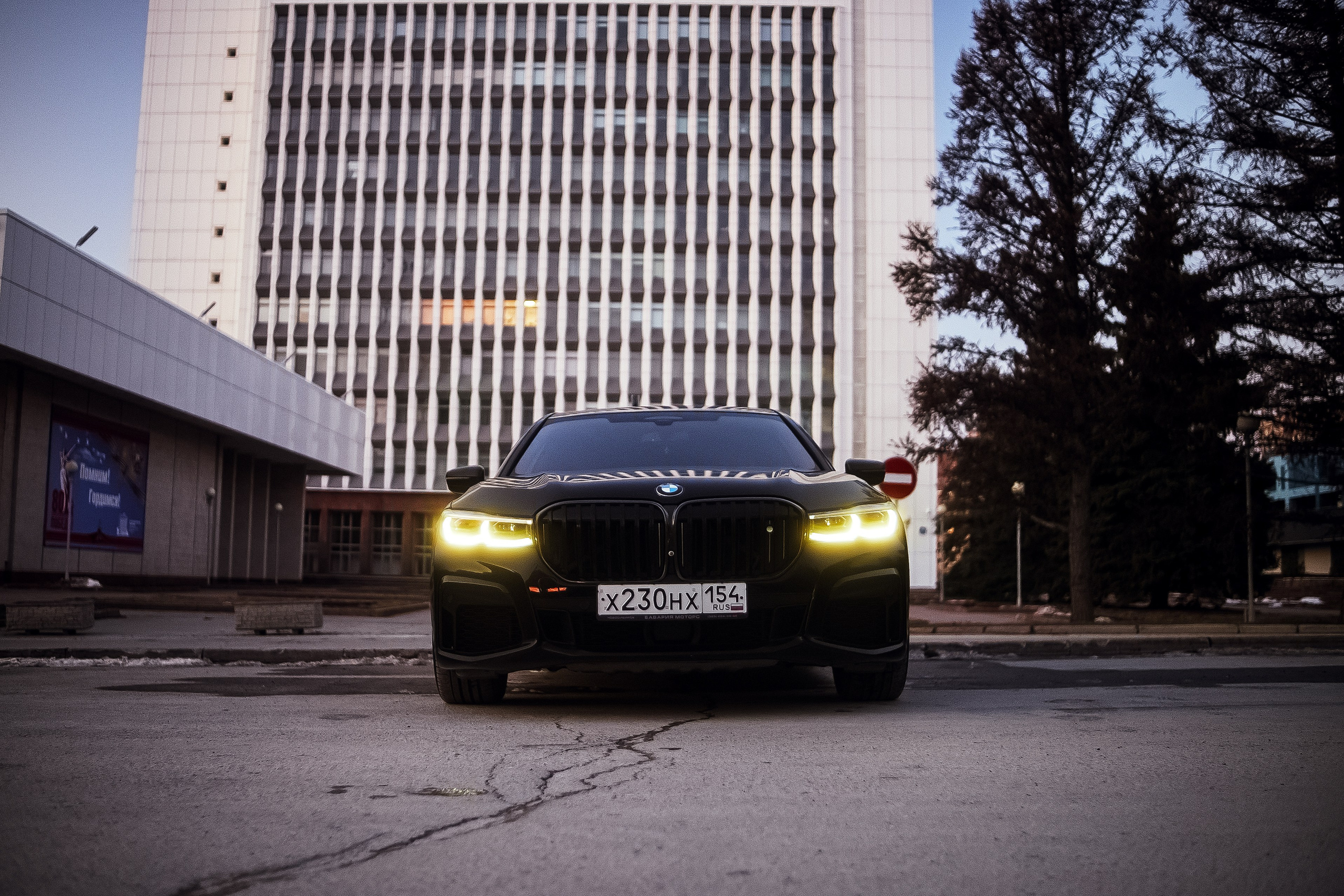 BMW 760Li. Фотограф в Новосибирске Владислав Унтерберг