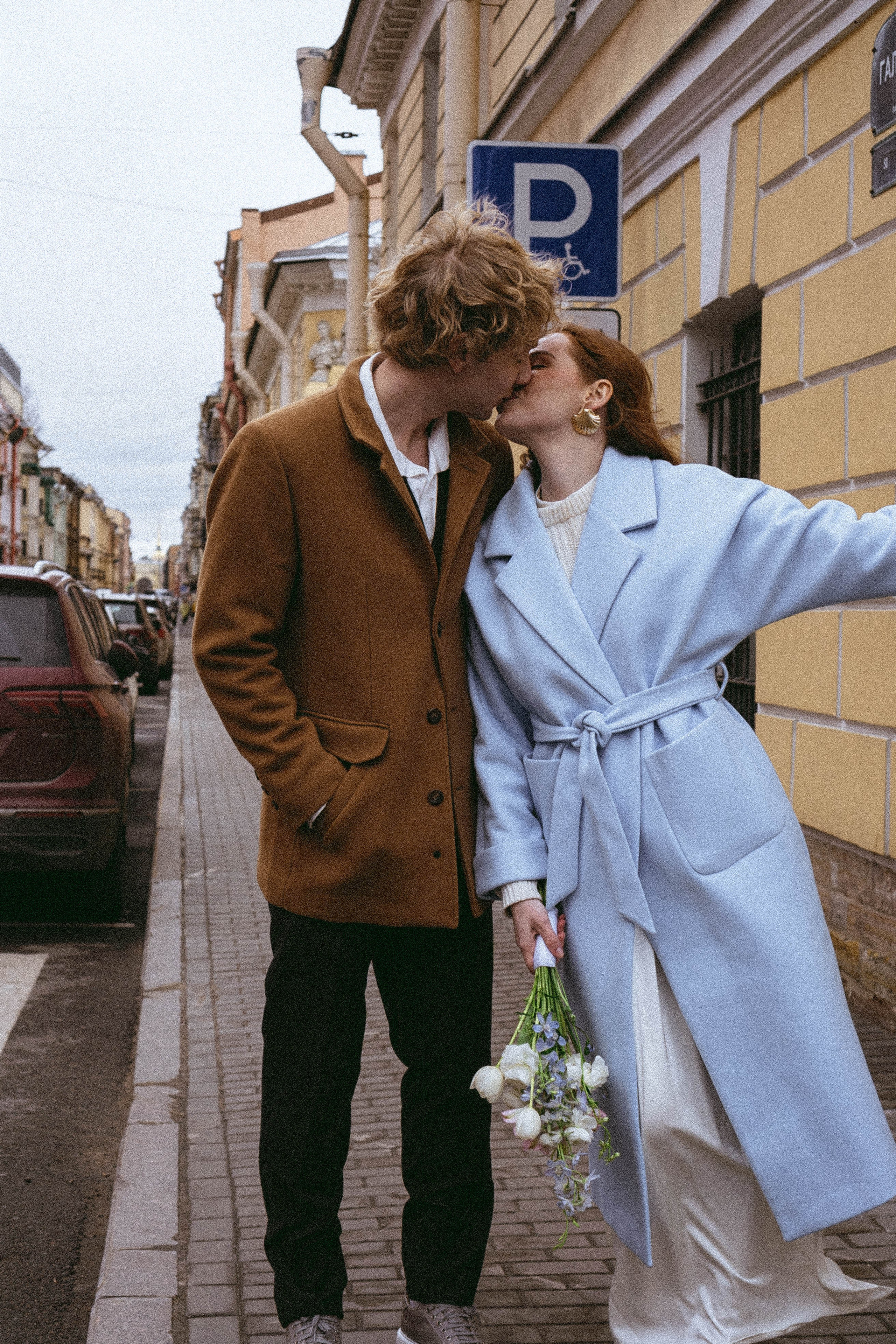 СВАДЕБНАЯ СЬЕМКА В ОТЕЛЕ. СБОРЫ ЖЕНИХА И НЕВЕСТЫ И ТАКЖЕ ТОР И ПОДГОТОВКА К ПРОГУЛКЕ И ПРОГУЛКА ПО ПЕТРОГРАДКЕ. Профессиональный фотограф, Санкт-Петербург — Виктория Богомолова