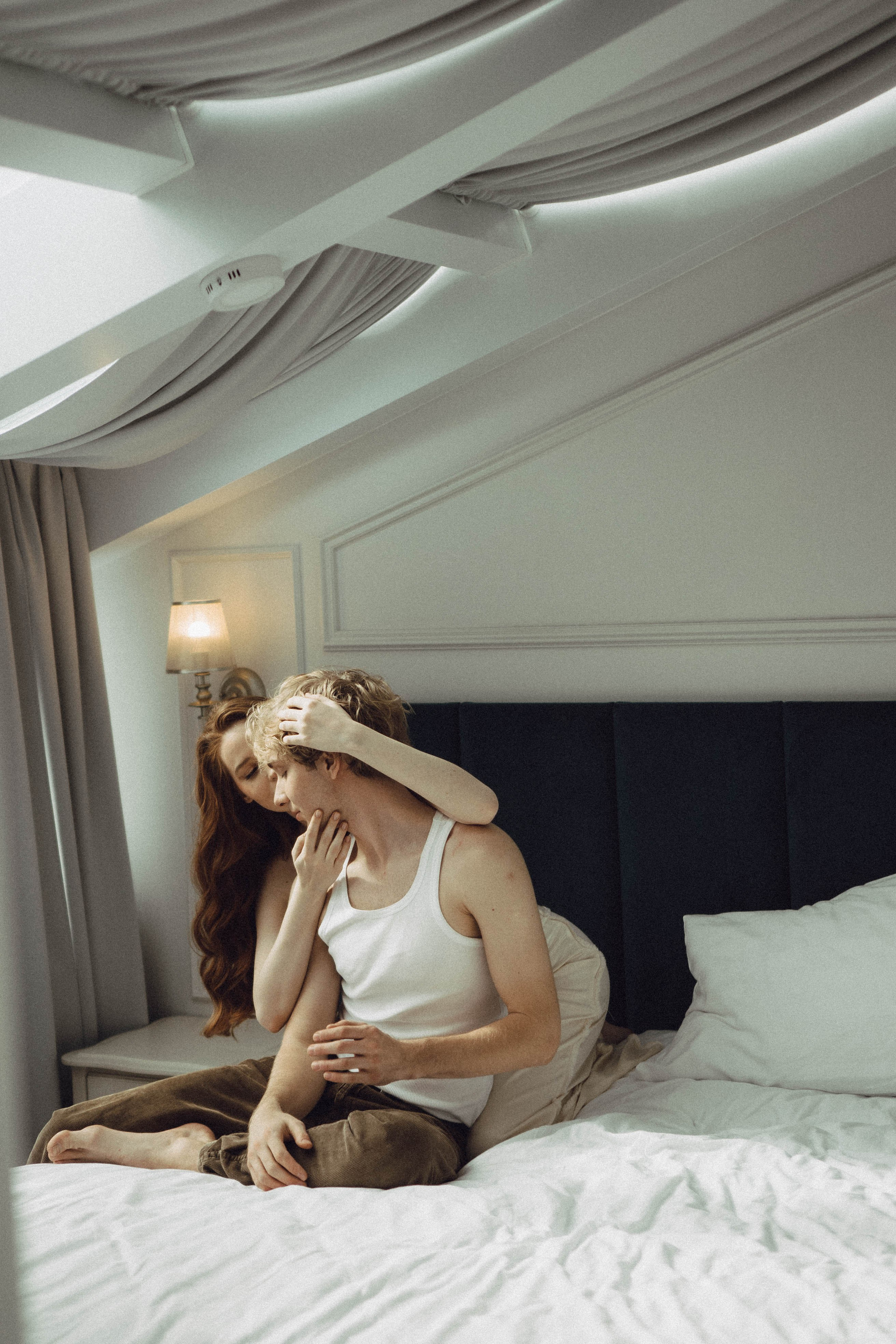 СВАДЕБНАЯ СЬЕМКА В ОТЕЛЕ. СБОРЫ ЖЕНИХА И НЕВЕСТЫ И ТАКЖЕ ТОР И ПОДГОТОВКА К ПРОГУЛКЕ. Профессиональный фотограф, Санкт-Петербург — Виктория Богомолова